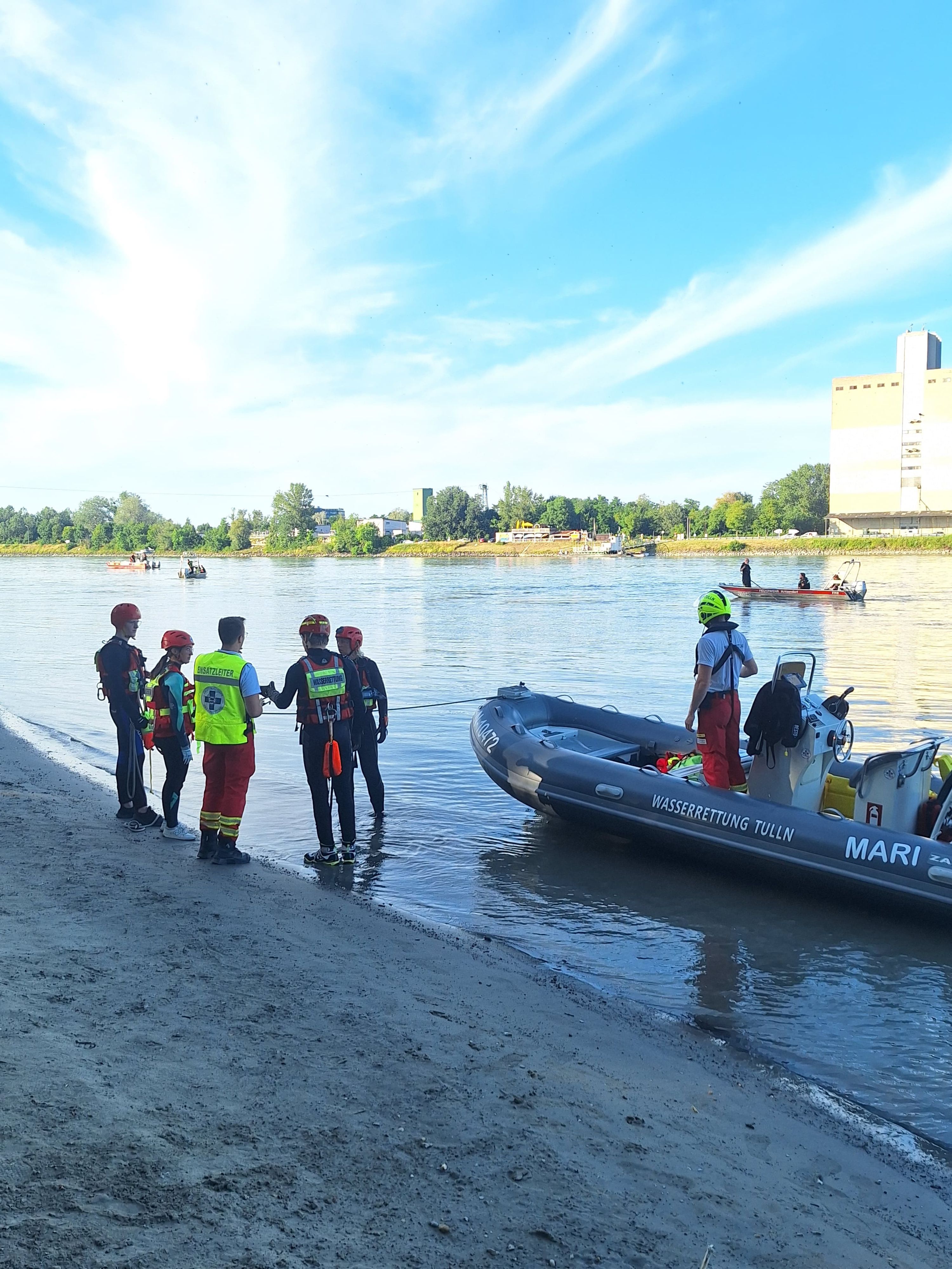 Großes Aufgebot: Suche nach vermisster Frau