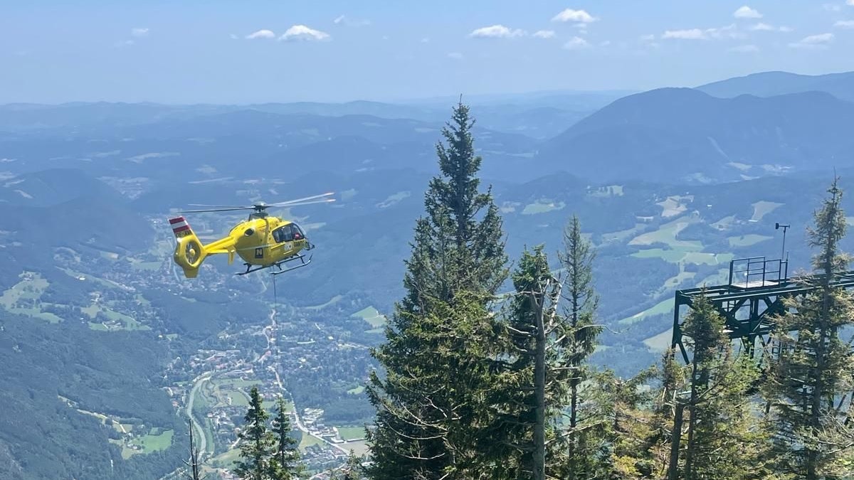 Einsatzmarathon für die Bergrettung und die Flugrettung sowie weiterer Helfer in den vergangenen Tagen im Rax-Schneeberggebiet.