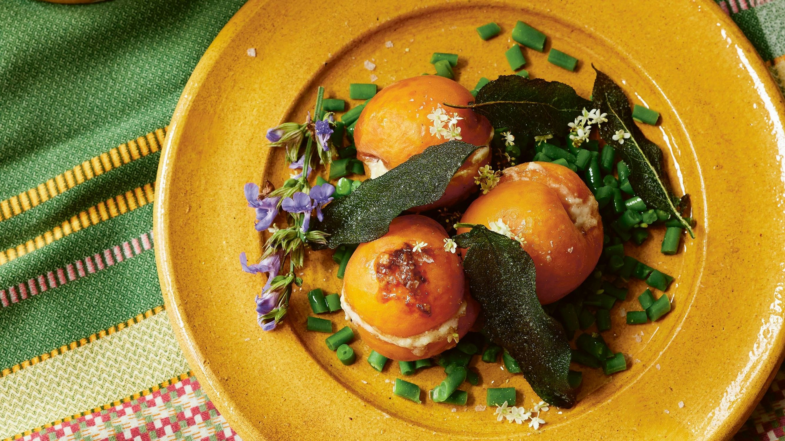 Heute.at - Gebacken? Gebacken! Diese Marillen kommen in den Ofen
