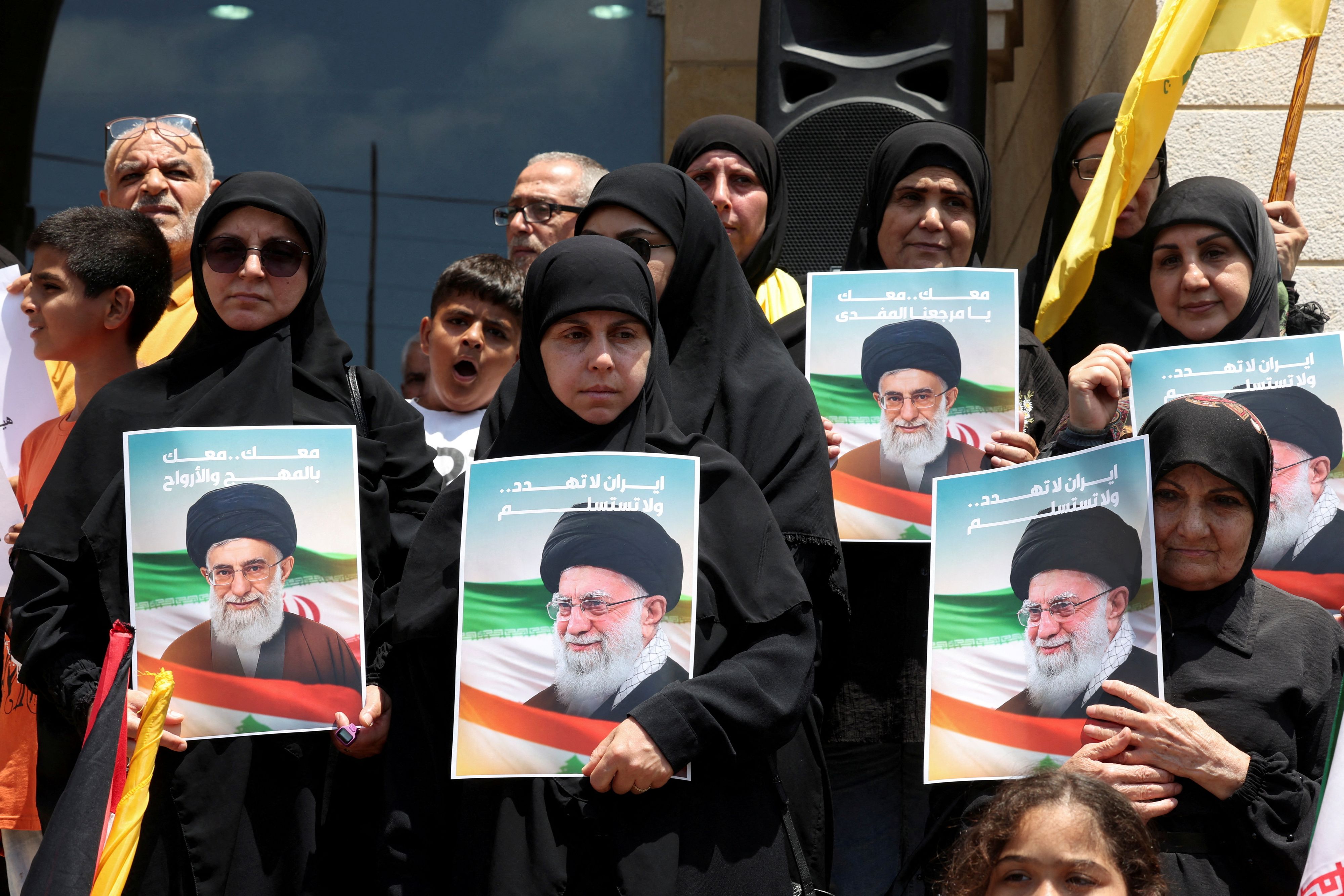 Personenkult: Solidaritätskundgebung für den Iran im Krieg gegen Israel