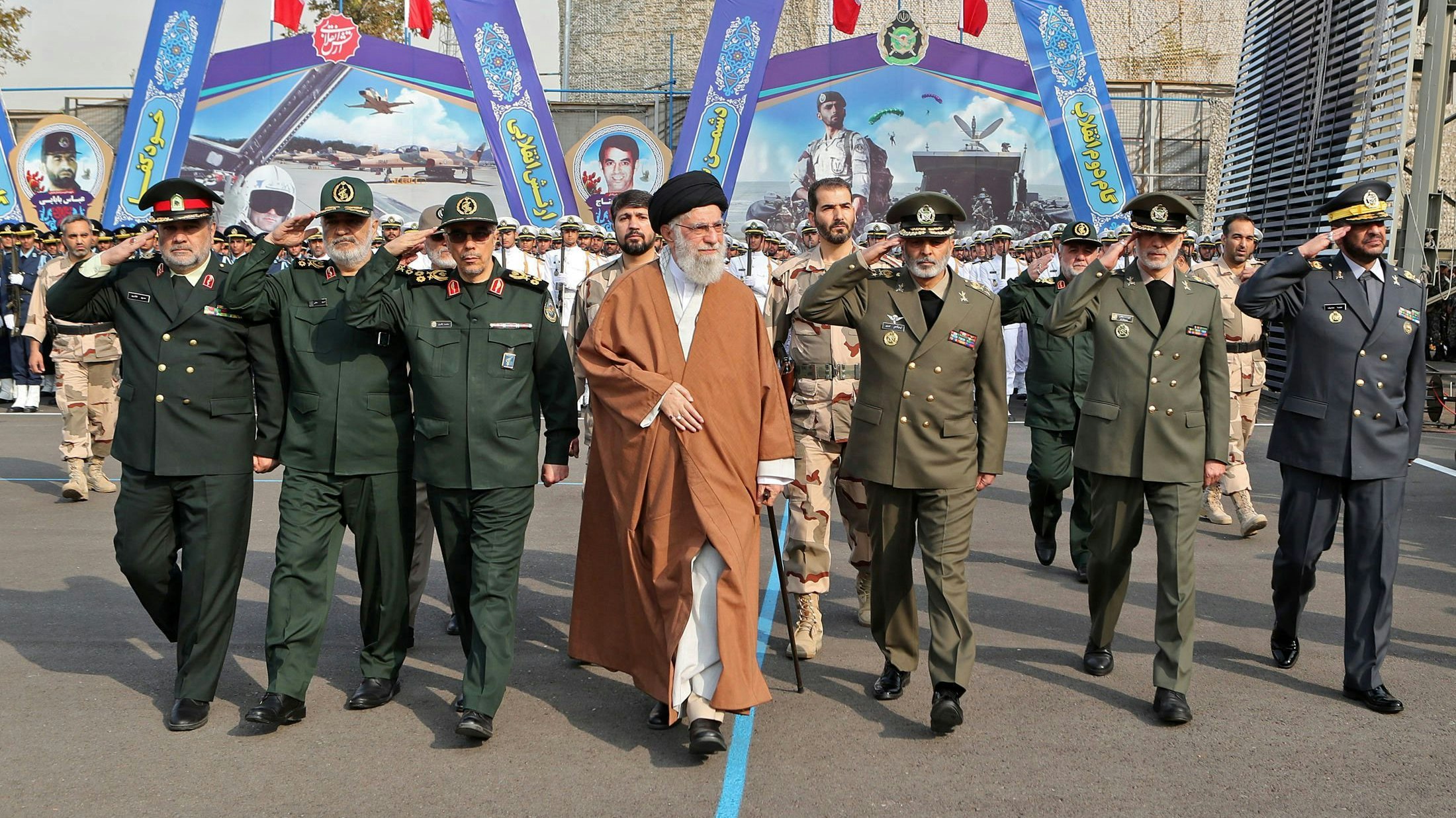 Der oberste Führer des Iran, Ayatollah Ali Khamenei, war 86 Jahre alt, längst war seine Nachfolge vorbereitet
