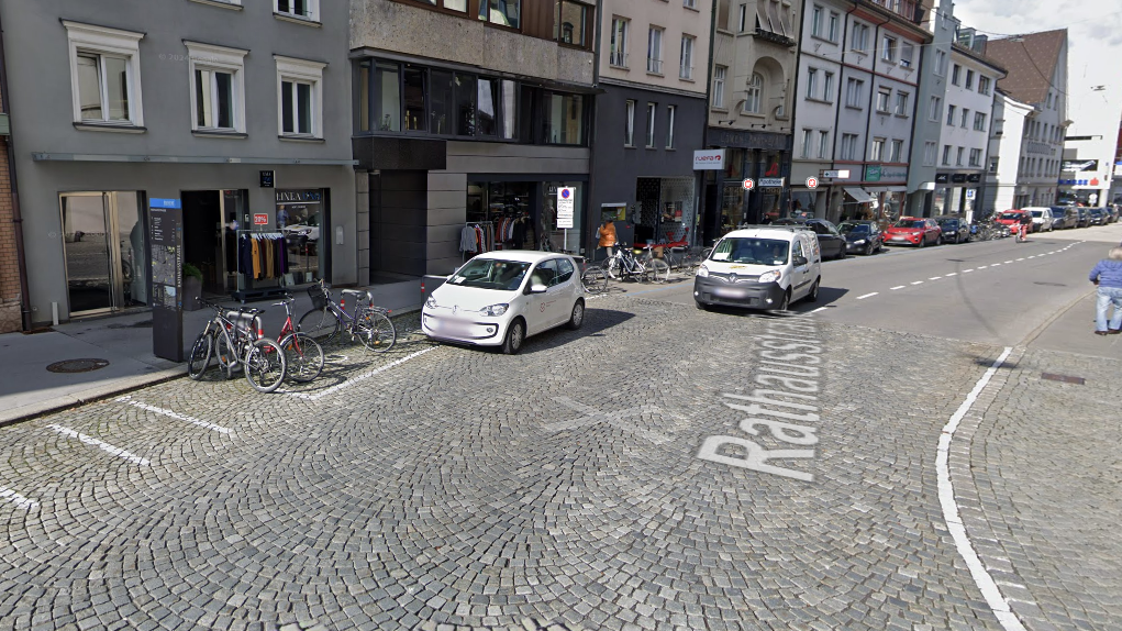 Heute.at - Nicht ansprechbar! Mann lag regungslos auf der Straße