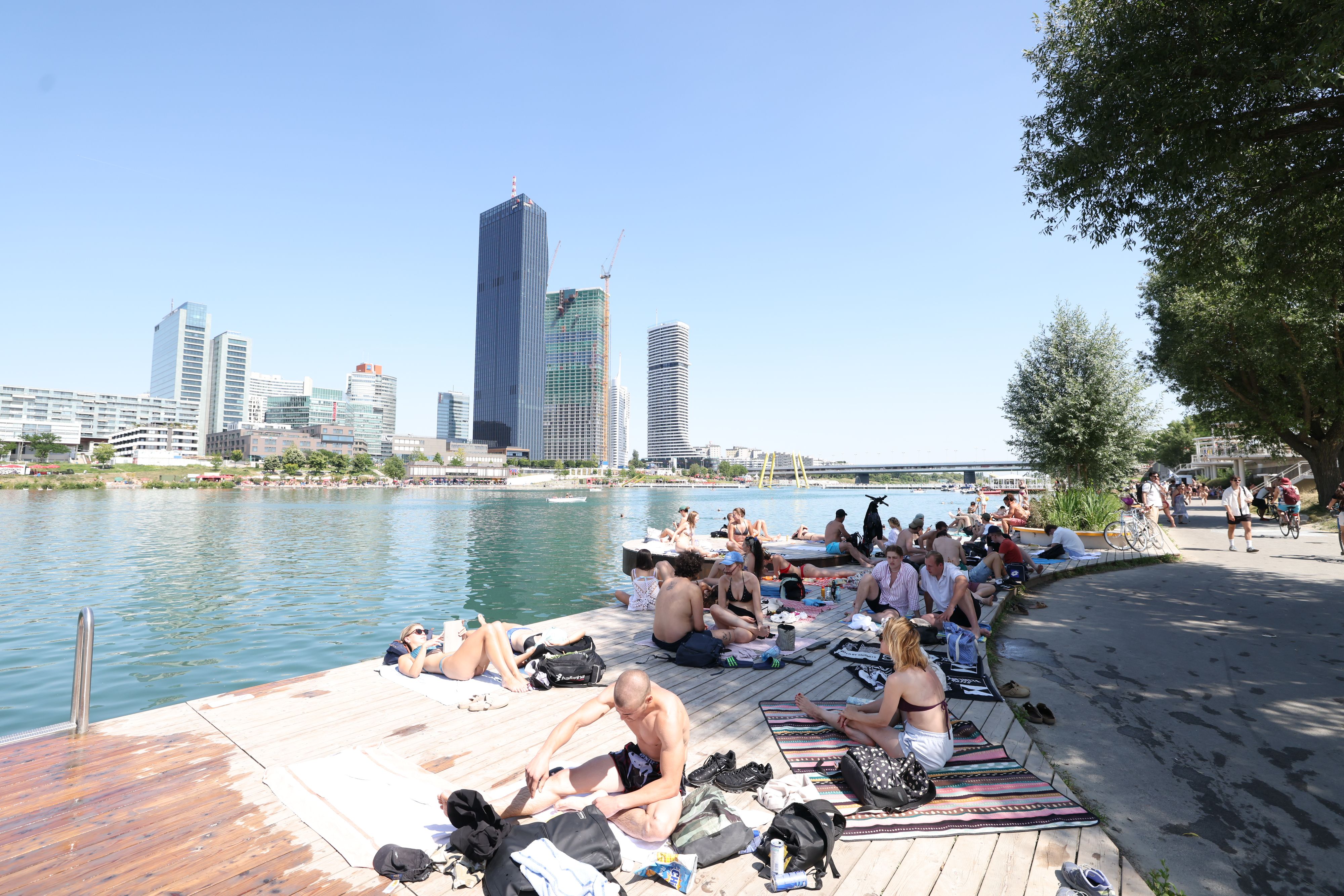 Die Temperaturen steigen in Österreich jetzt auf 35 Grad.