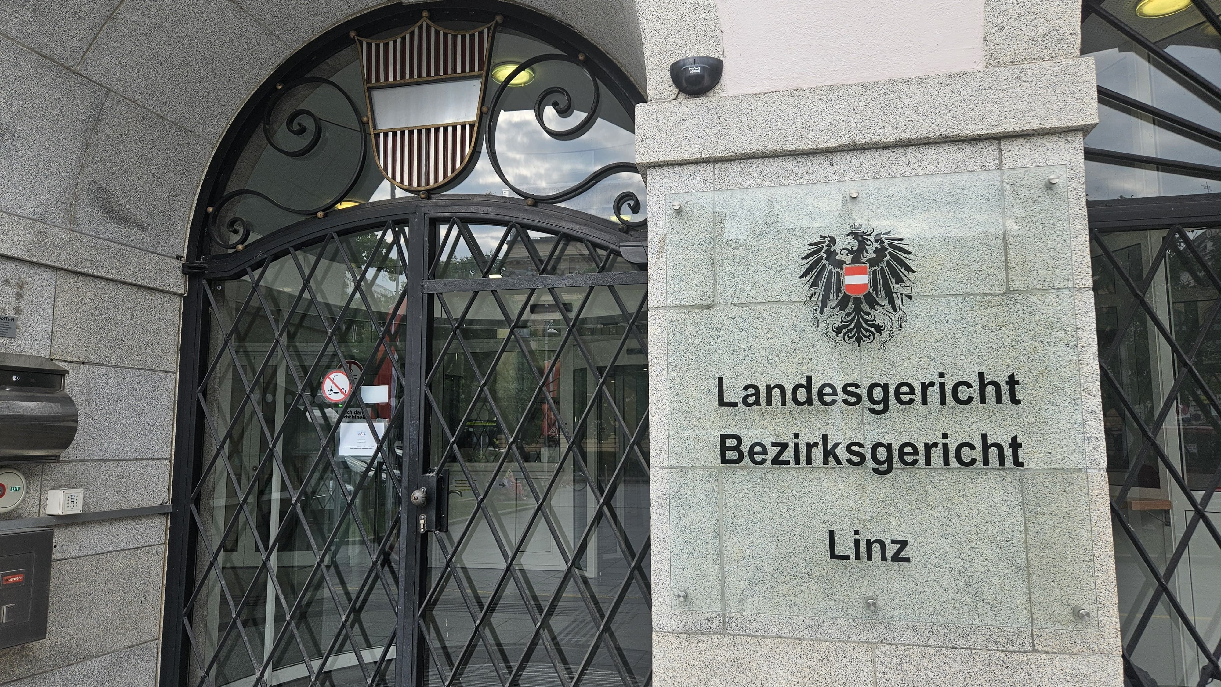 Der 24-Jährige musste sich am Linzer Landesgericht verantworten.