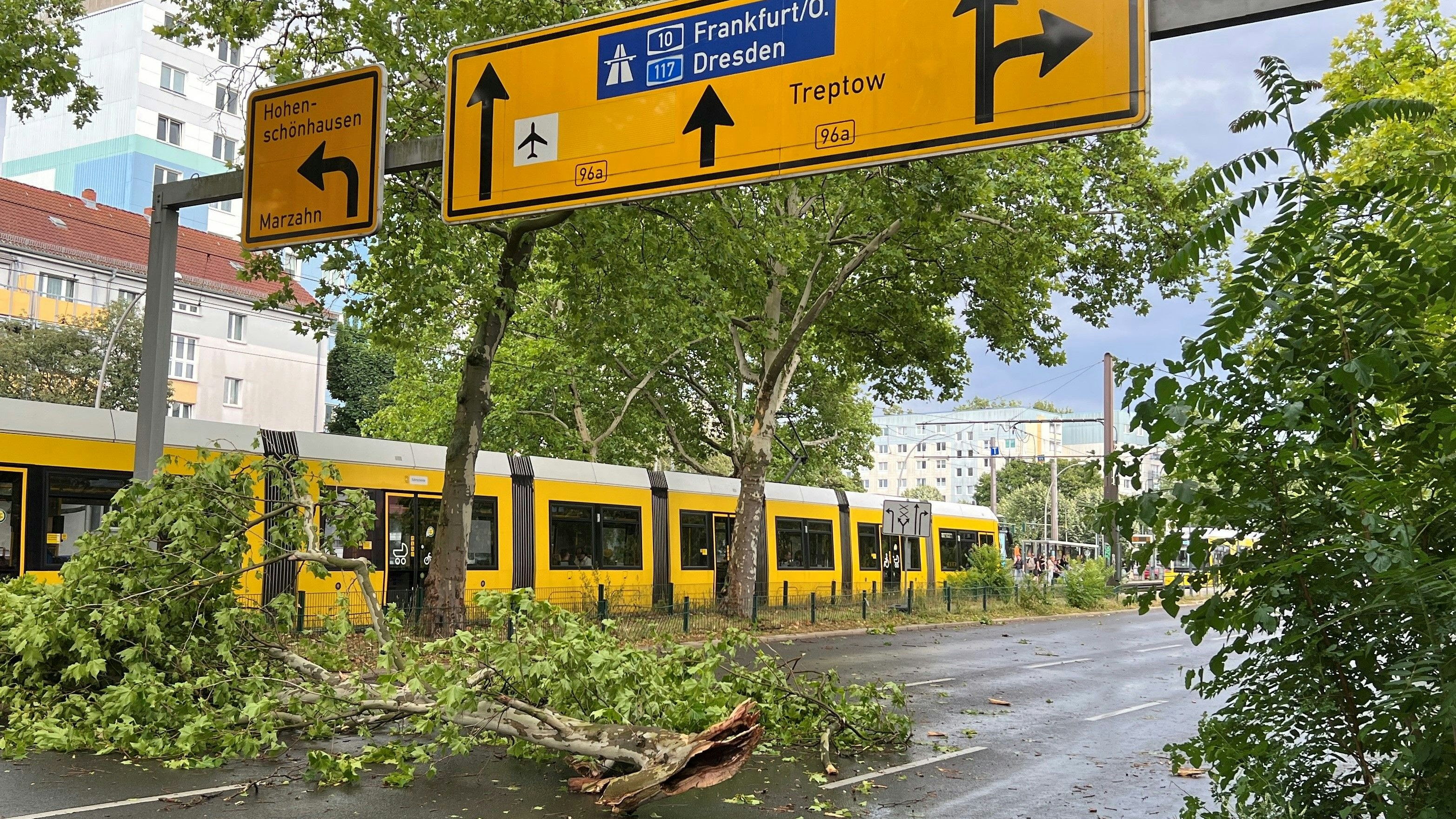 Heftige Unwetter sorgen in Berlin für Chaos.