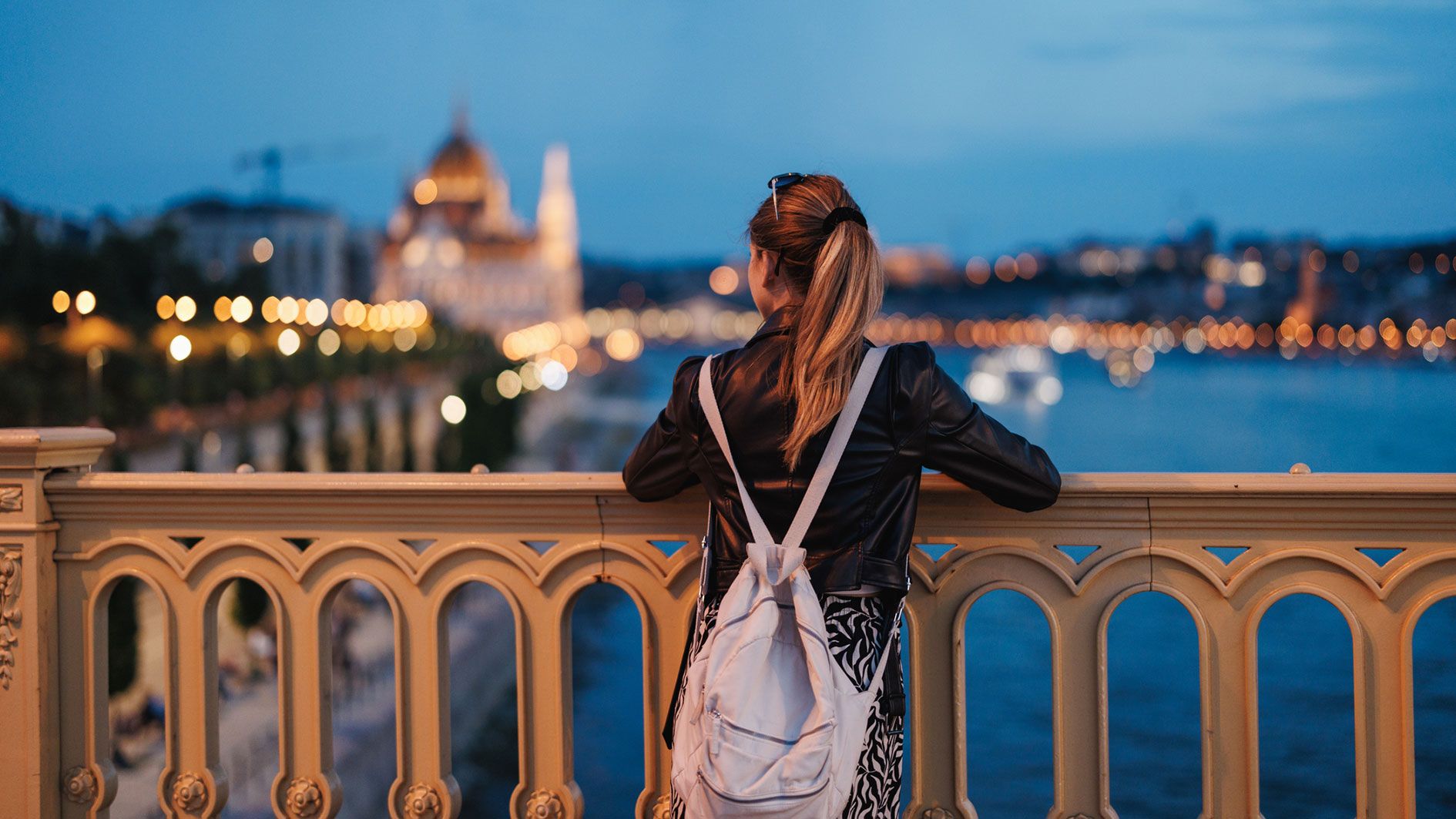 Besucher werden nun immer häufiger zu Nachteulen, die den Urlaubsort anders erkundigen möchten.