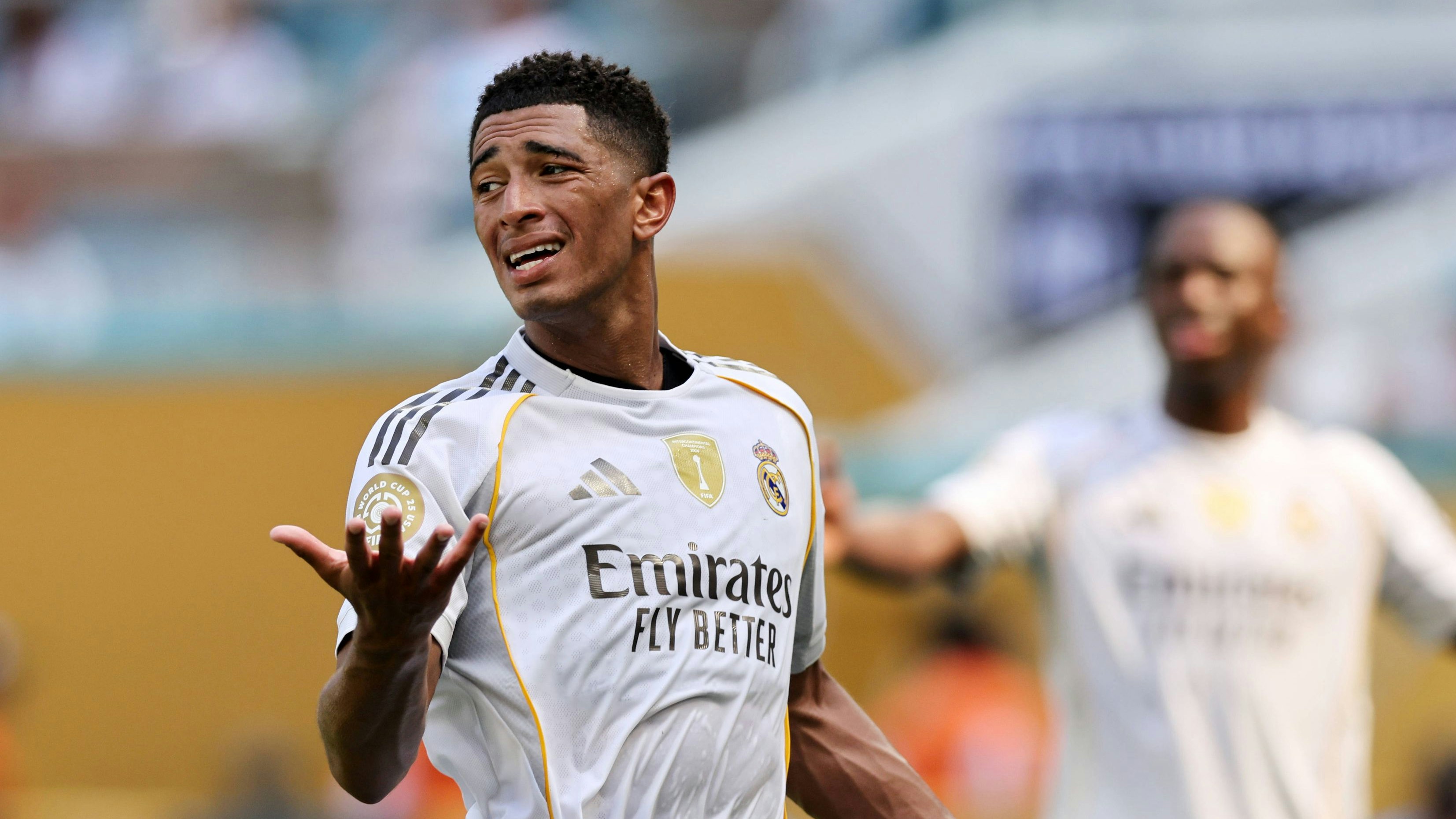 Miami Gardens, USA, 18th June 2025. Jude Bellingham of Real Madrid during the Real Madrid vs Al Hilal FIFA Club World Cup match at Hard Rock Stadium, Miami Gardens. Picture credit should read: David Klein / Sportimage EDITORIAL USE ONLY. No use with unauthorised audio, video, data, fixture lists, club/league logos or live services. Online in-match use limited to 120 images, no video emulation. No use in betting, games or single club/league/player publications. SPI_147_DK_Madrid_Al_Hilal SPI-3986-0144