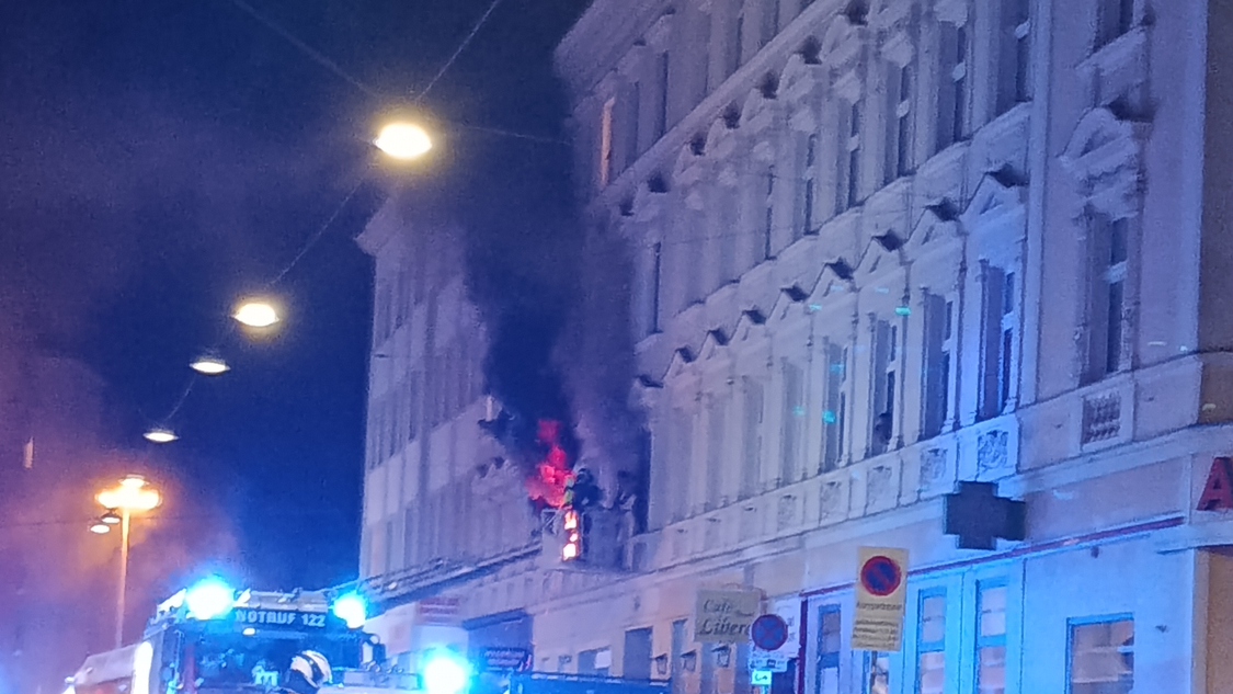 Feuerinferno in Wien! Kinder wie durch Wunder gerettet