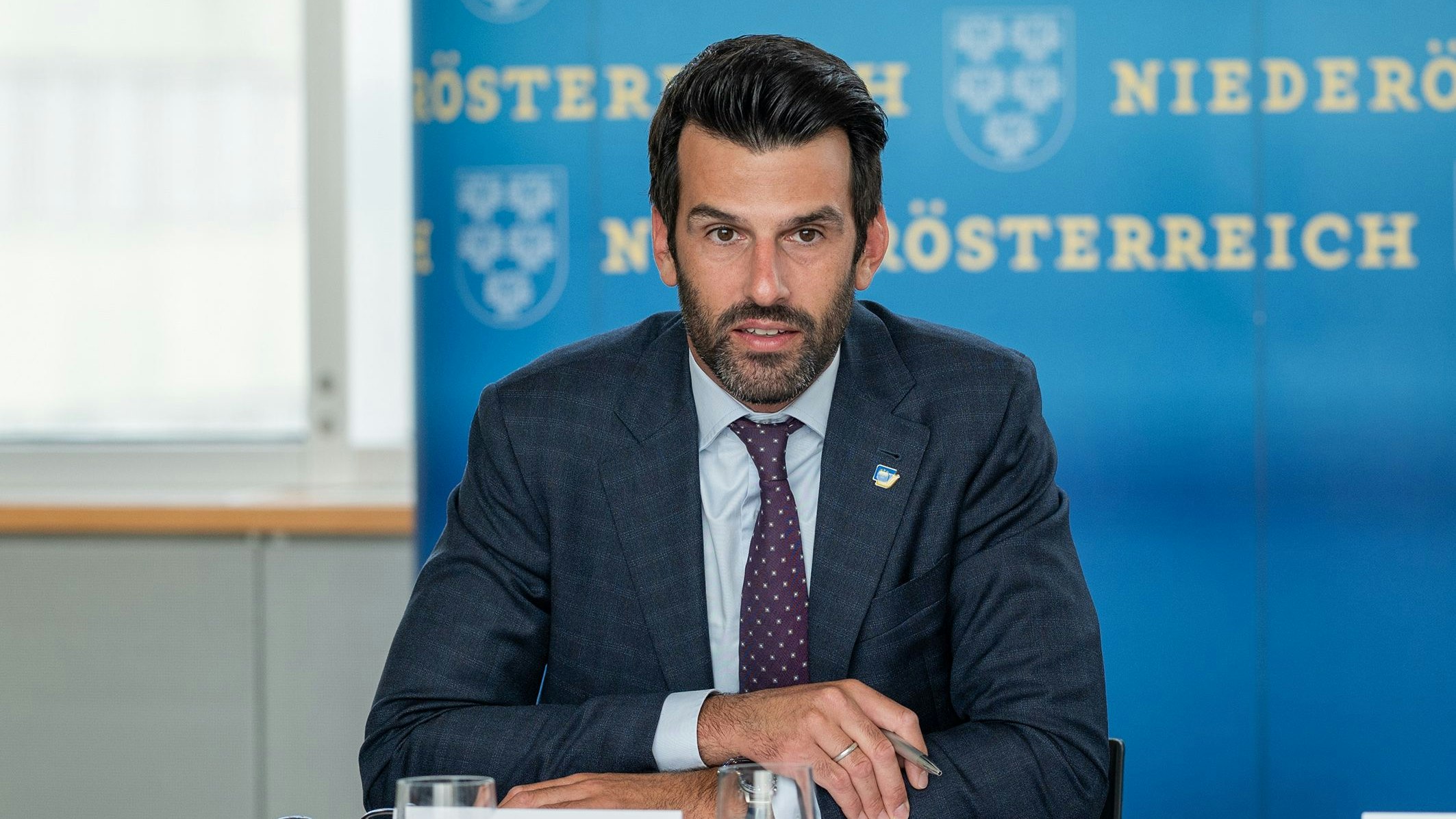 Udo Landbauer (FPÖ) übt scharfe Kritik