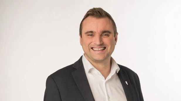 Bezirksvorsteher-Stellvertreter aus Favoriten, Christian Schuch, kritisiert die SPÖ und das Marktamt scharf.