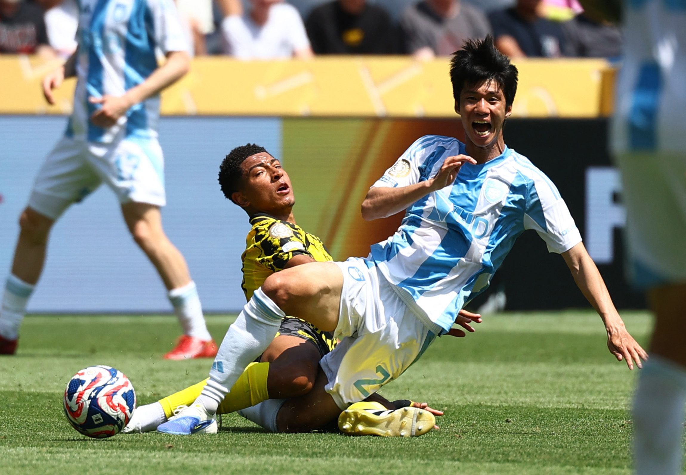 Jobe Bellingham und Dortmund steigen ins WM-Achtelfinale auf.