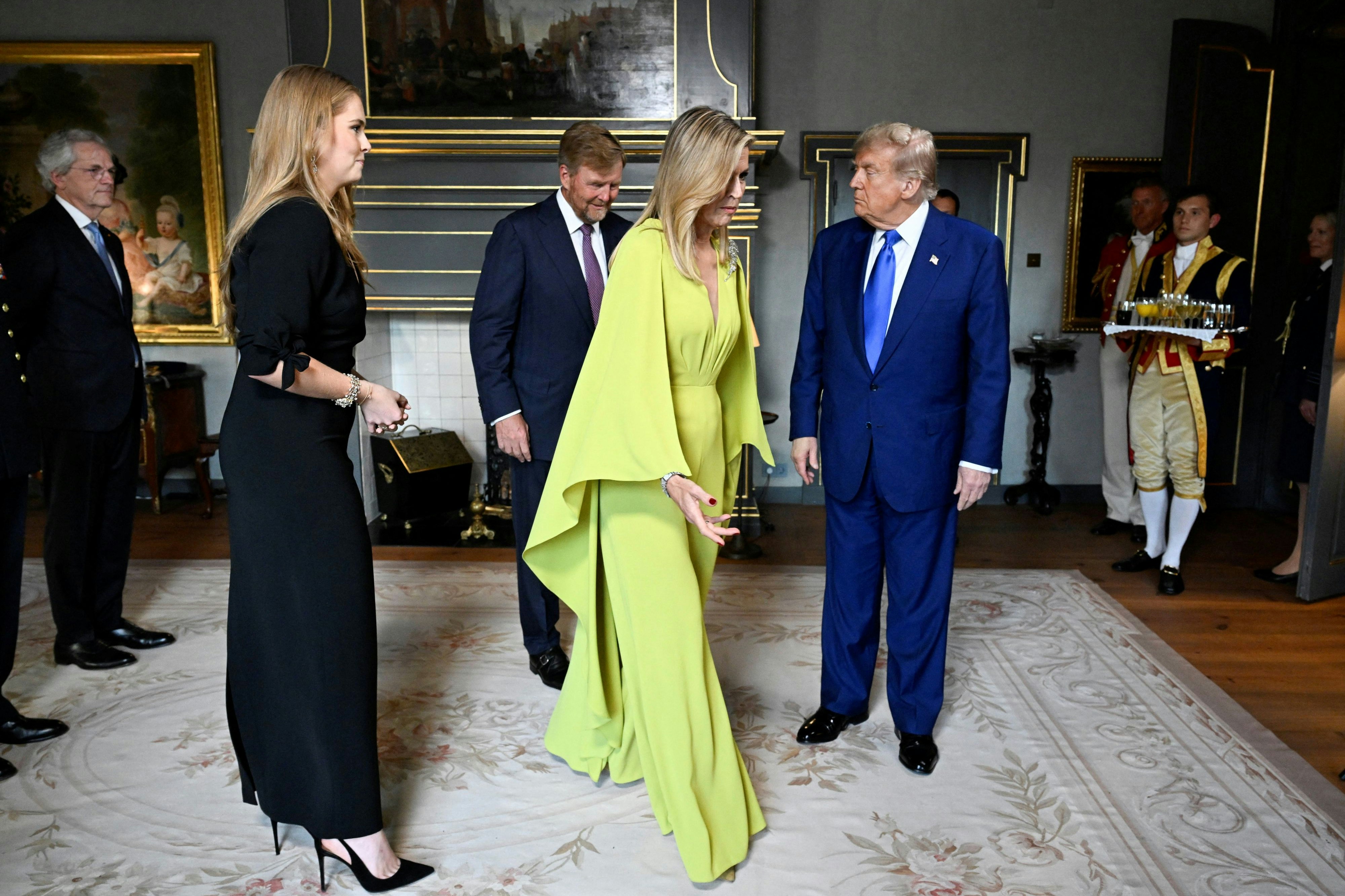 "Wunderschöne Menschen". Trump mit König Willem-Alexander, Königin Maxima and Prinzessin Catharina-Amalia