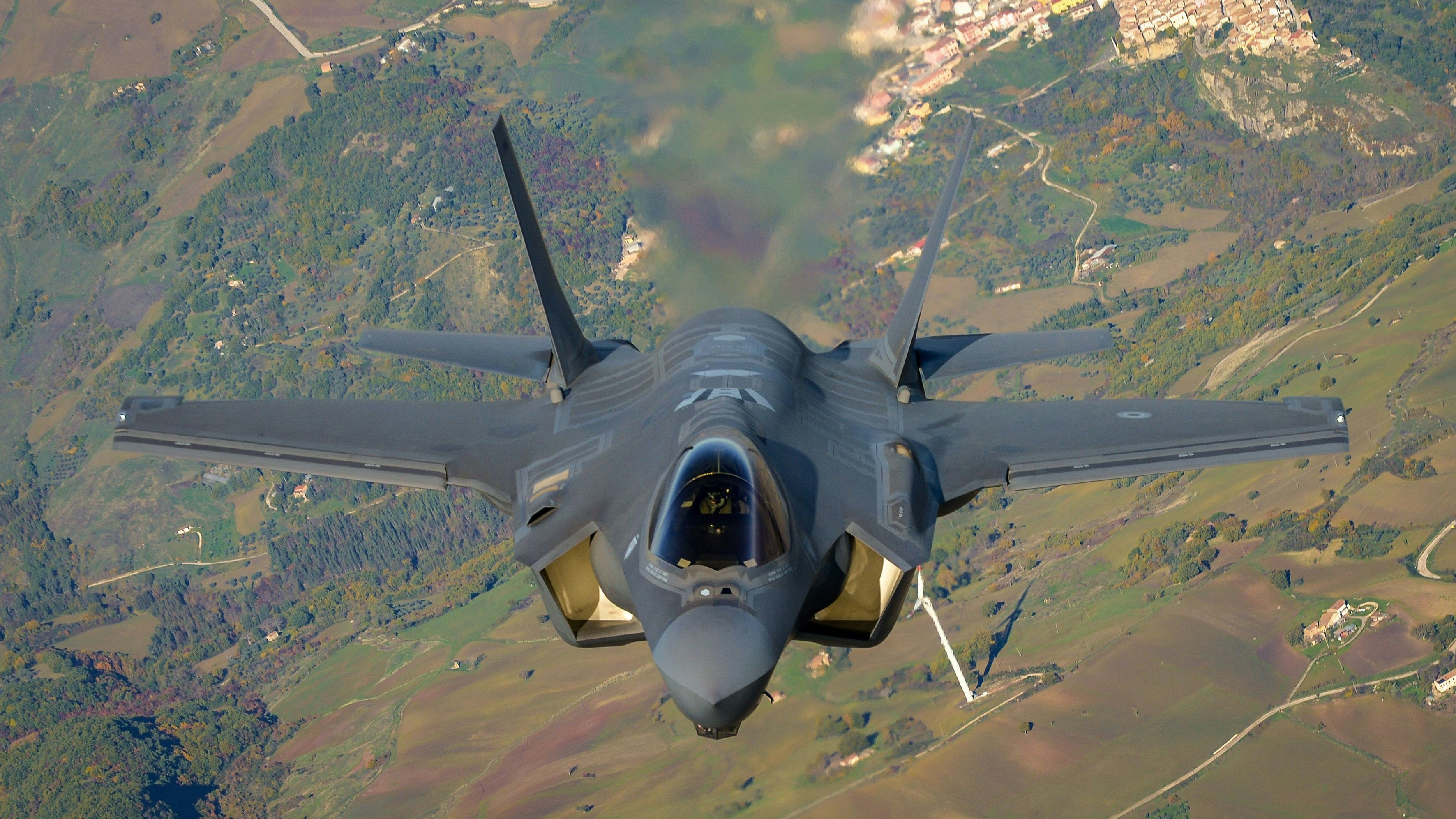 F35-Kampfjet der italienischen Luftwaffe: Im Bereich der Luftabwehr muss die NATO besonders dringend aufrüsten, so Bundesheer-Experte Christoph Göd