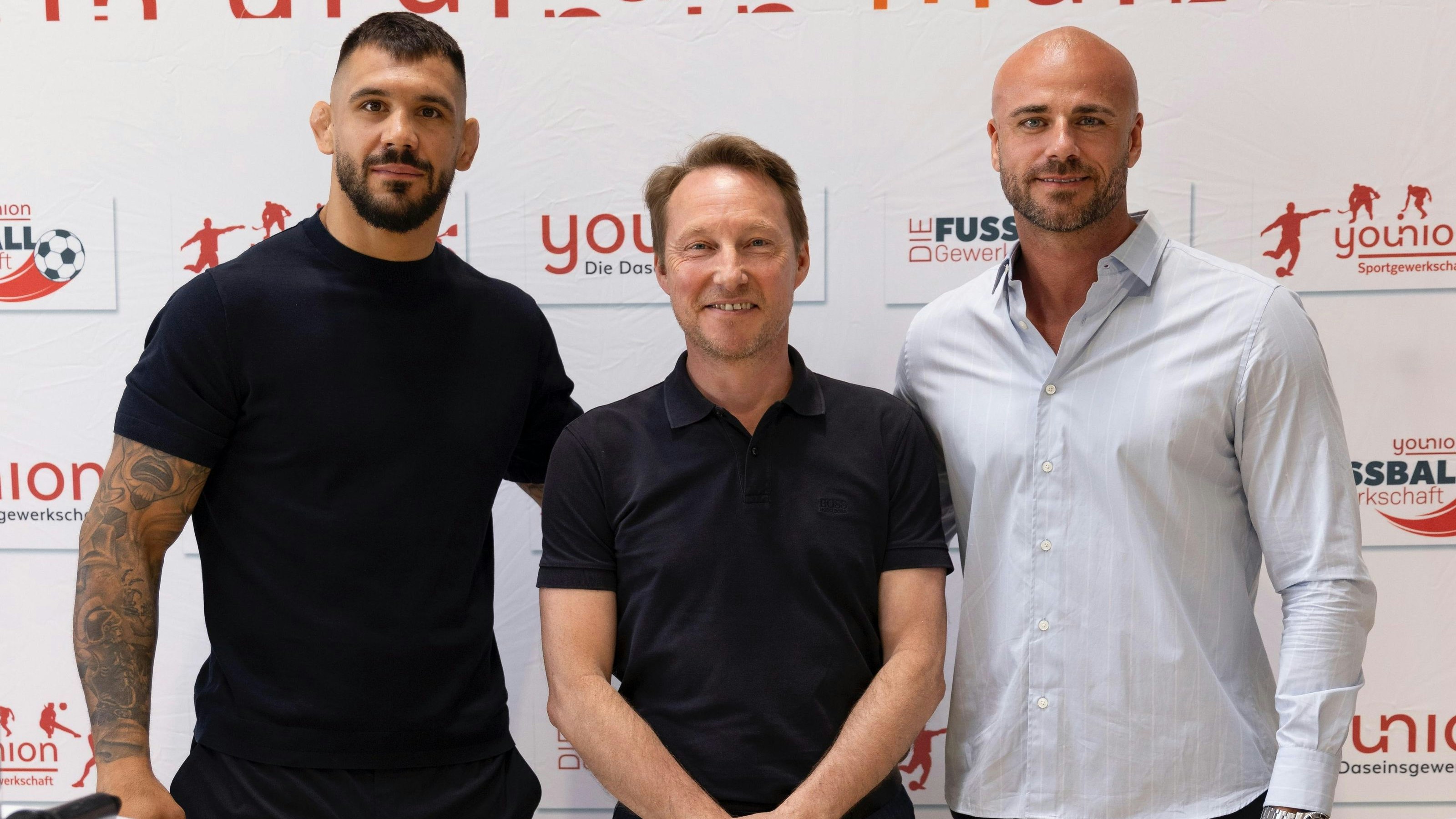 Am Podium standen Aleksandar Rakić (UFC-Kämpfer), Thomas Kattnig (Mitglied des Bundespräsidiums der younion) und Erwin Tauber (Initiator).