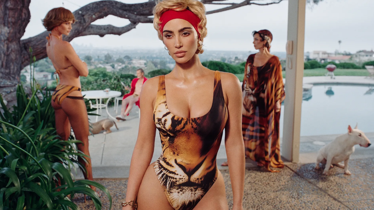 Heute.at - Kim Kardashian & Roberto Cavalli formen den Beach Body