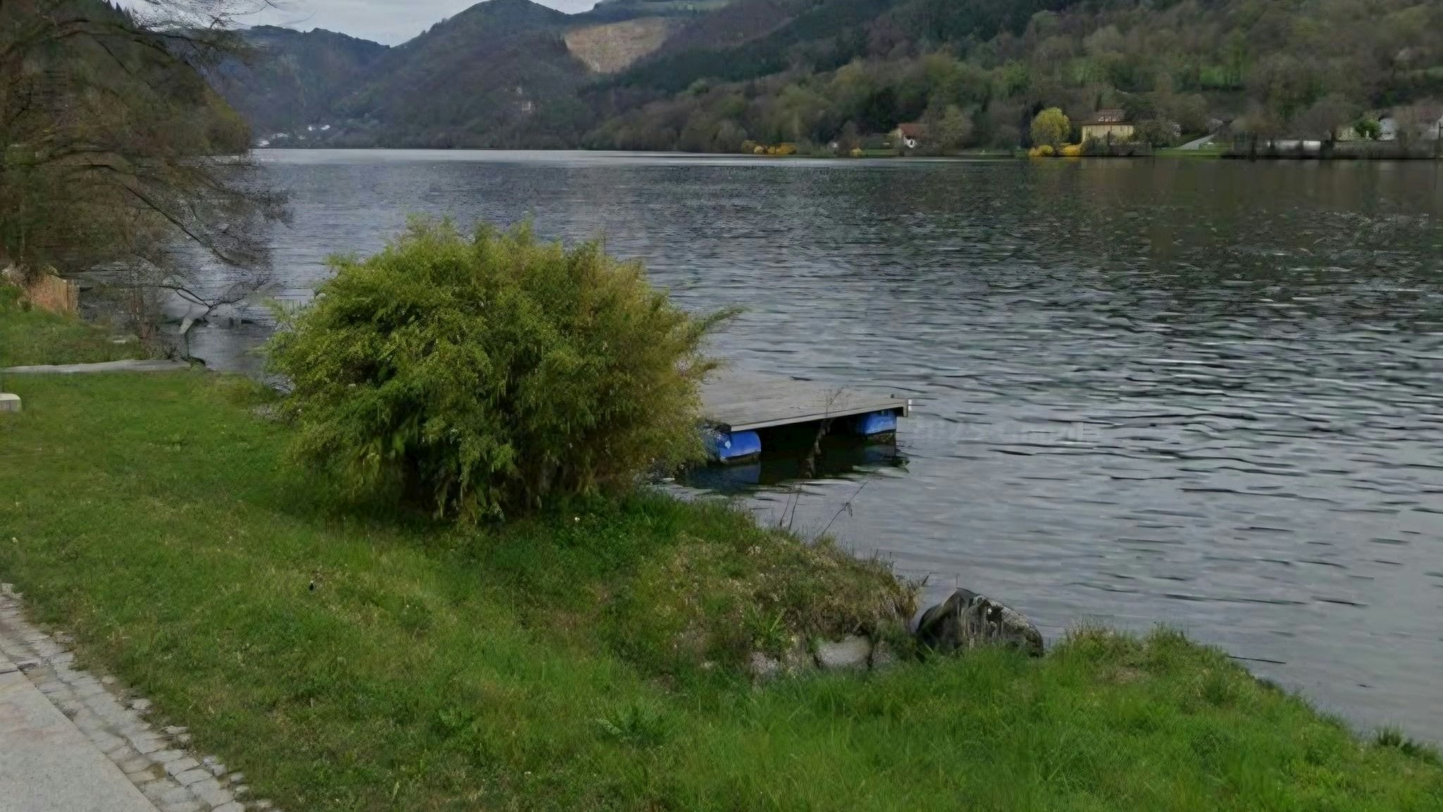 Einsatz auf der Donau bei Neustadtl