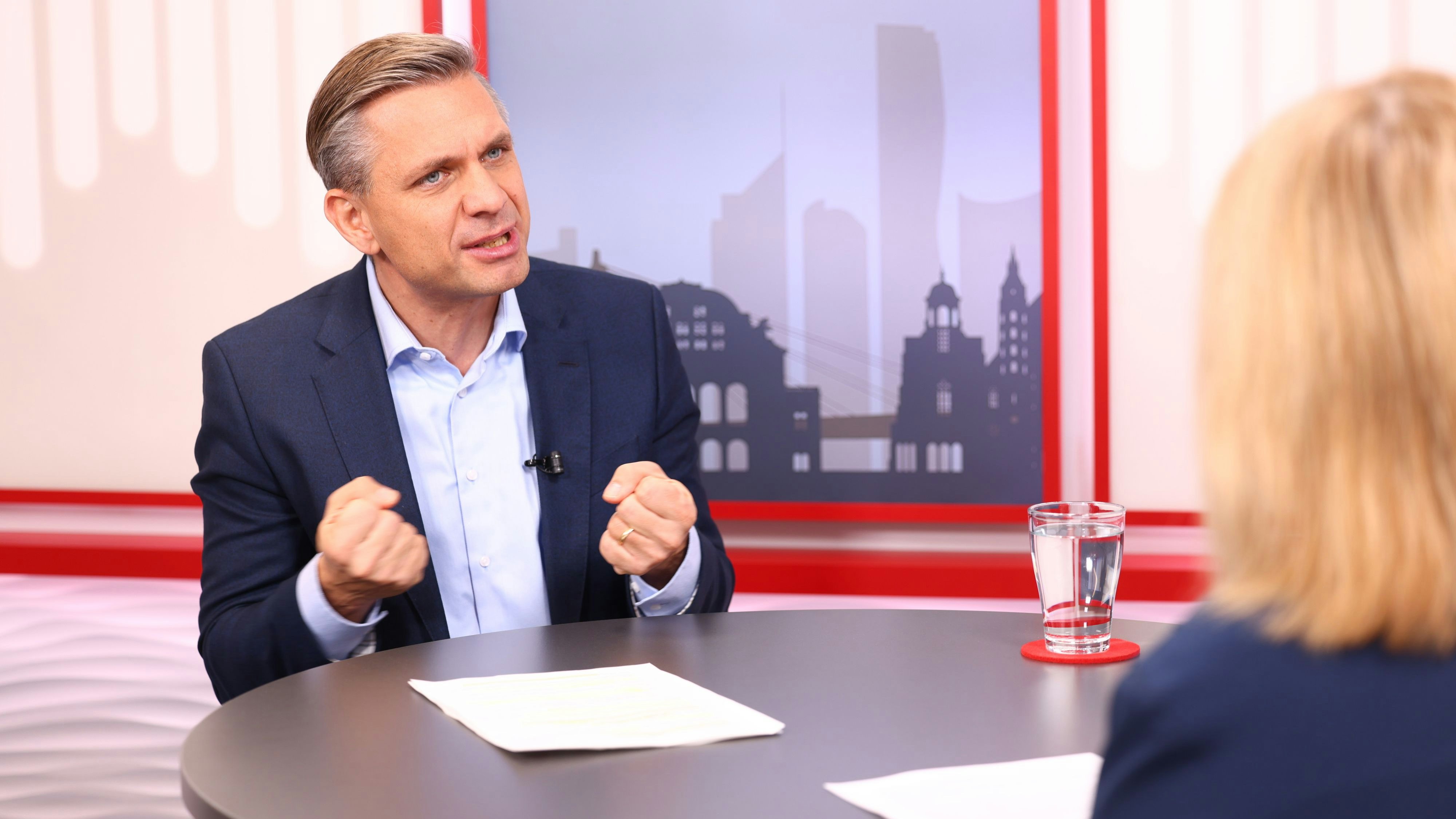 Heute.at - Das reicht nicht: Nun soll Kehrtwende bei Arbeit her
