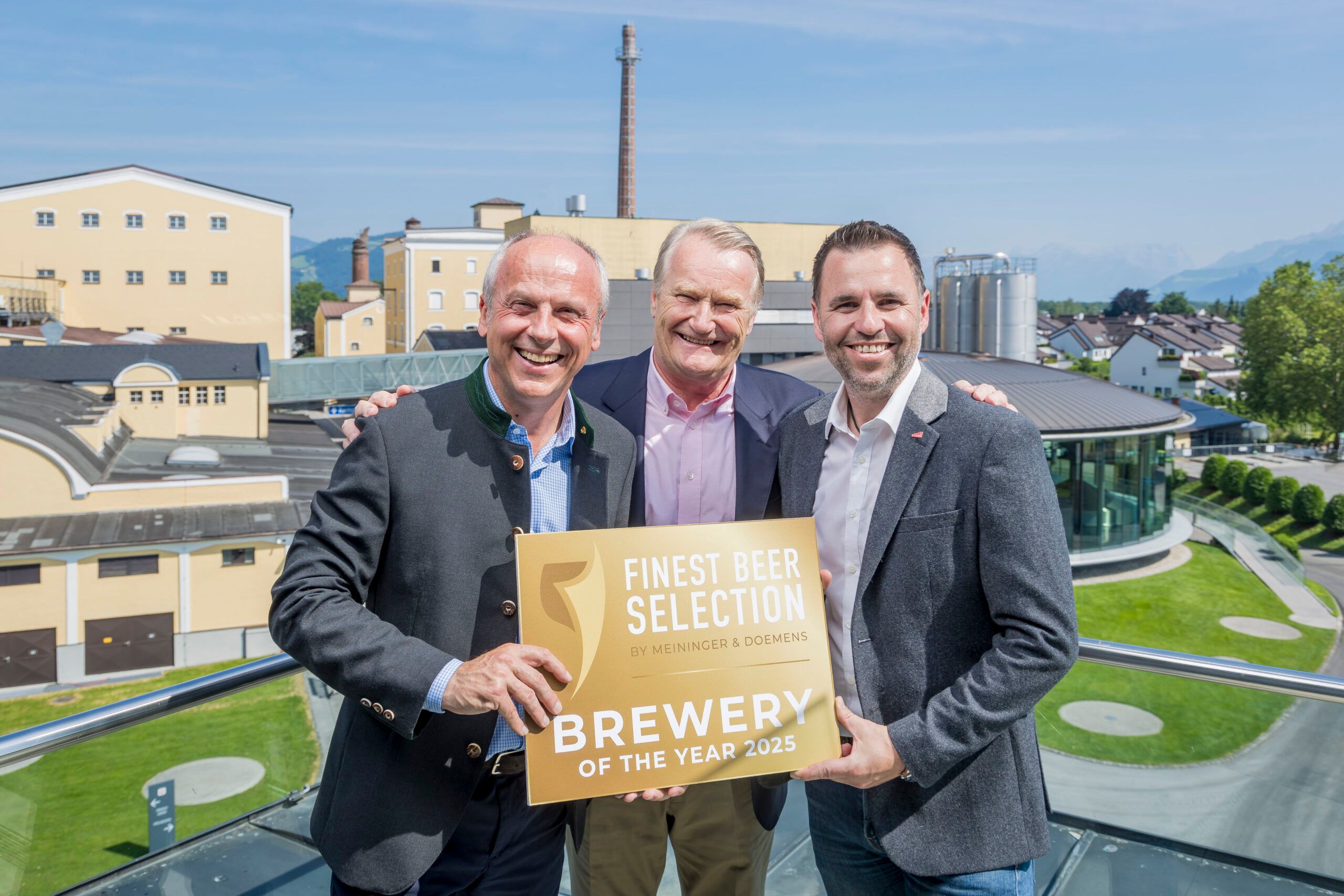 Höchst erfreut: Chefbraumeister Christian Pöpperl, Stiegl-Eigentümer Heinrich Dieter Kiener und Kreativbraumeister Markus Trinker.