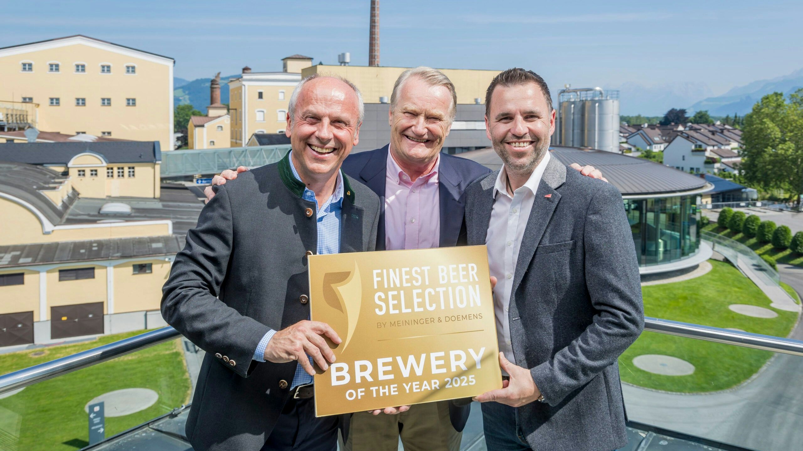 Höchst erfreut: Chefbraumeister Christian Pöpperl, Stiegl-Eigentümer Heinrich Dieter Kiener und Kreativbraumeister Markus Trinker.