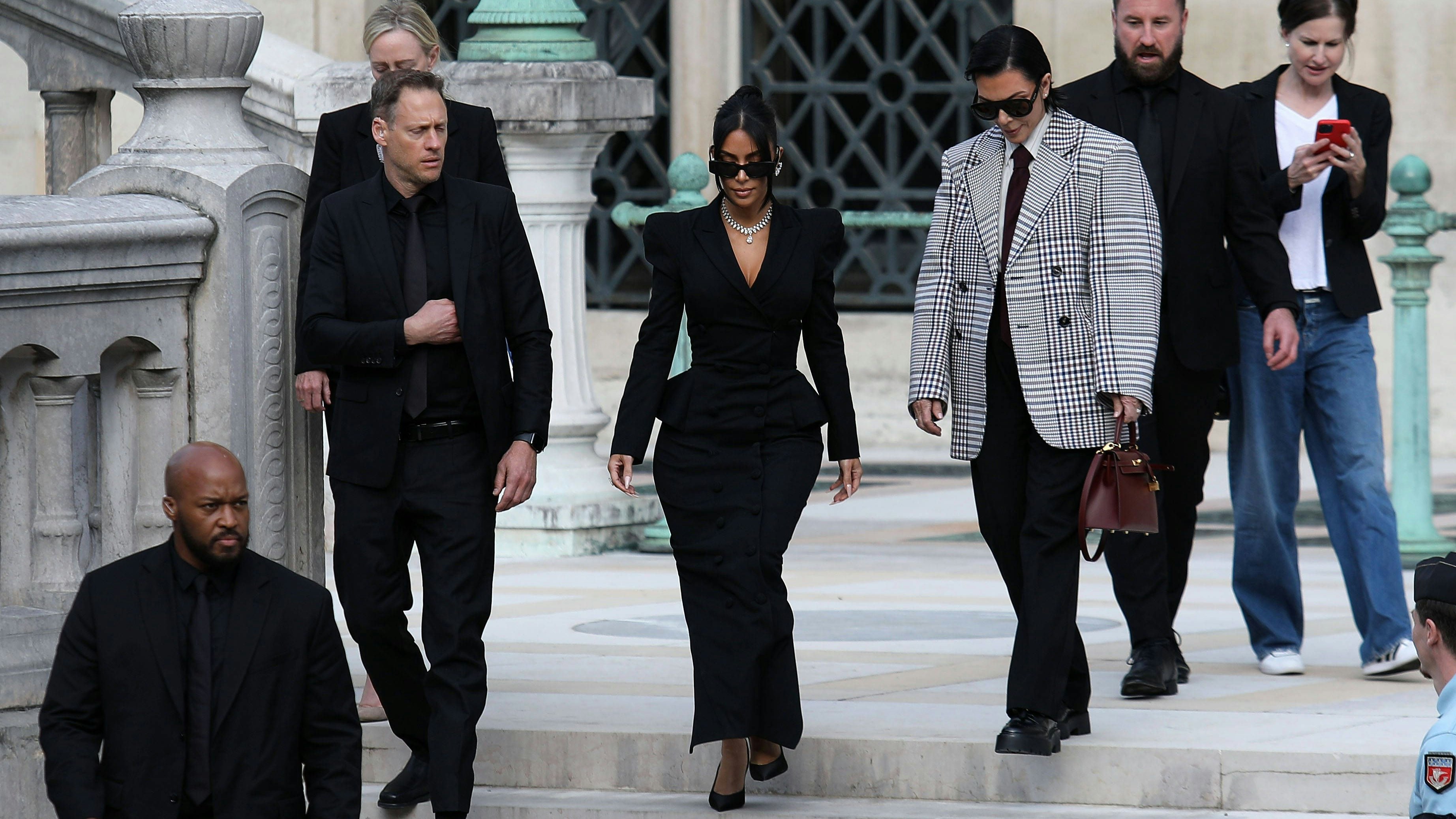 Heute.at - Raub-Drama um Kardashian: Täter stirbt kurz nach Urteil