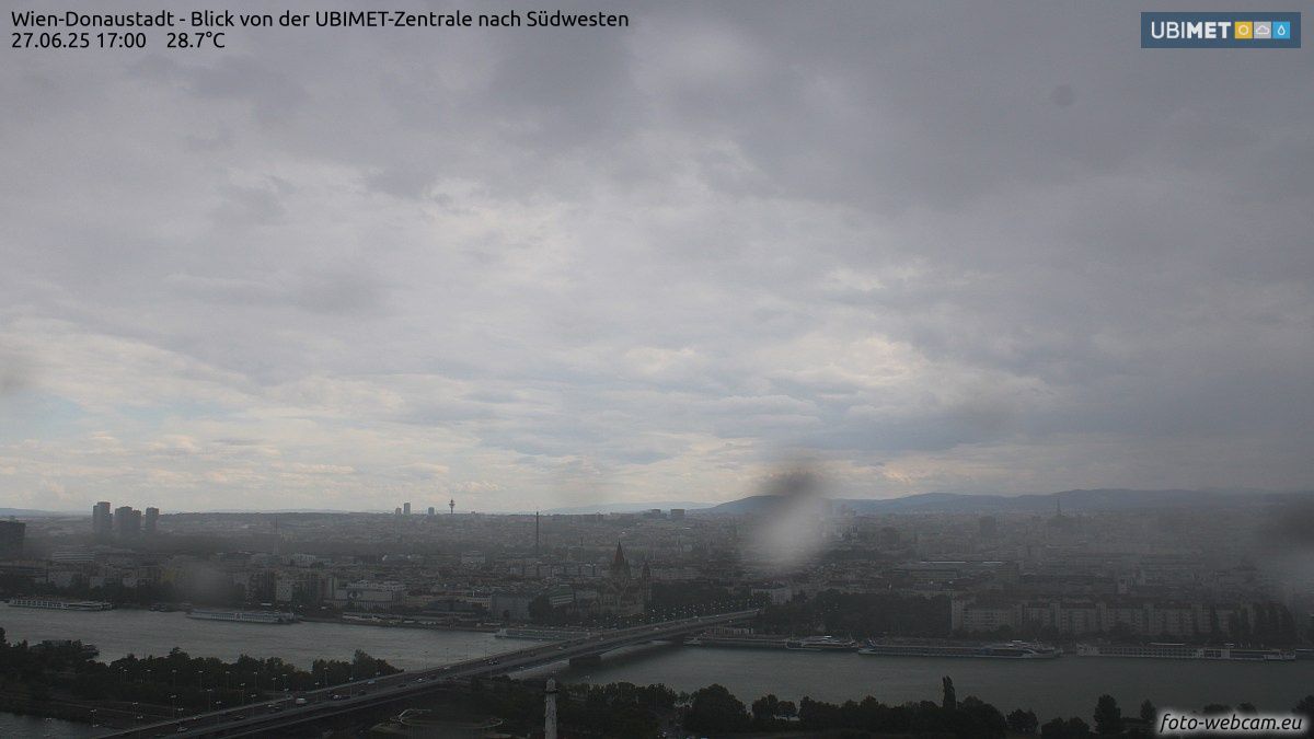 Gewitter und Schauer ziehen Freitagabend über Wien.