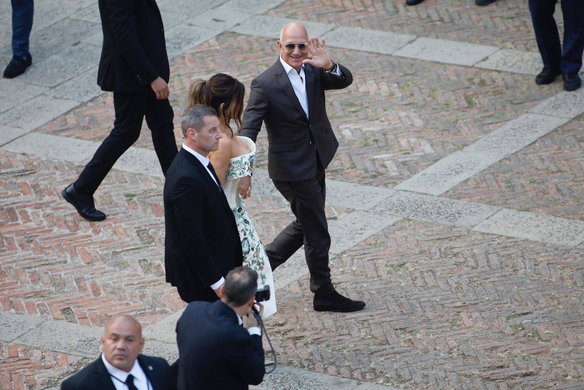 Jeff Bezos bei seiner Ankunft in Venedig.