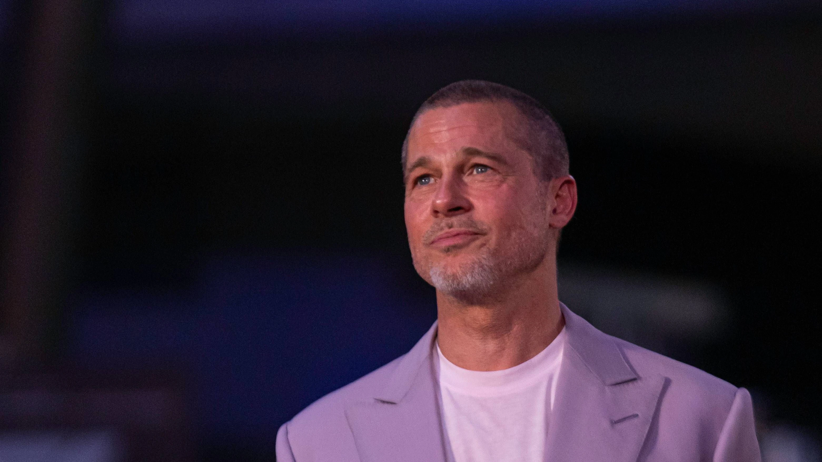 Heute.at - Nach sieben Jahren: Brad Pitt trinkt wieder Alkohol