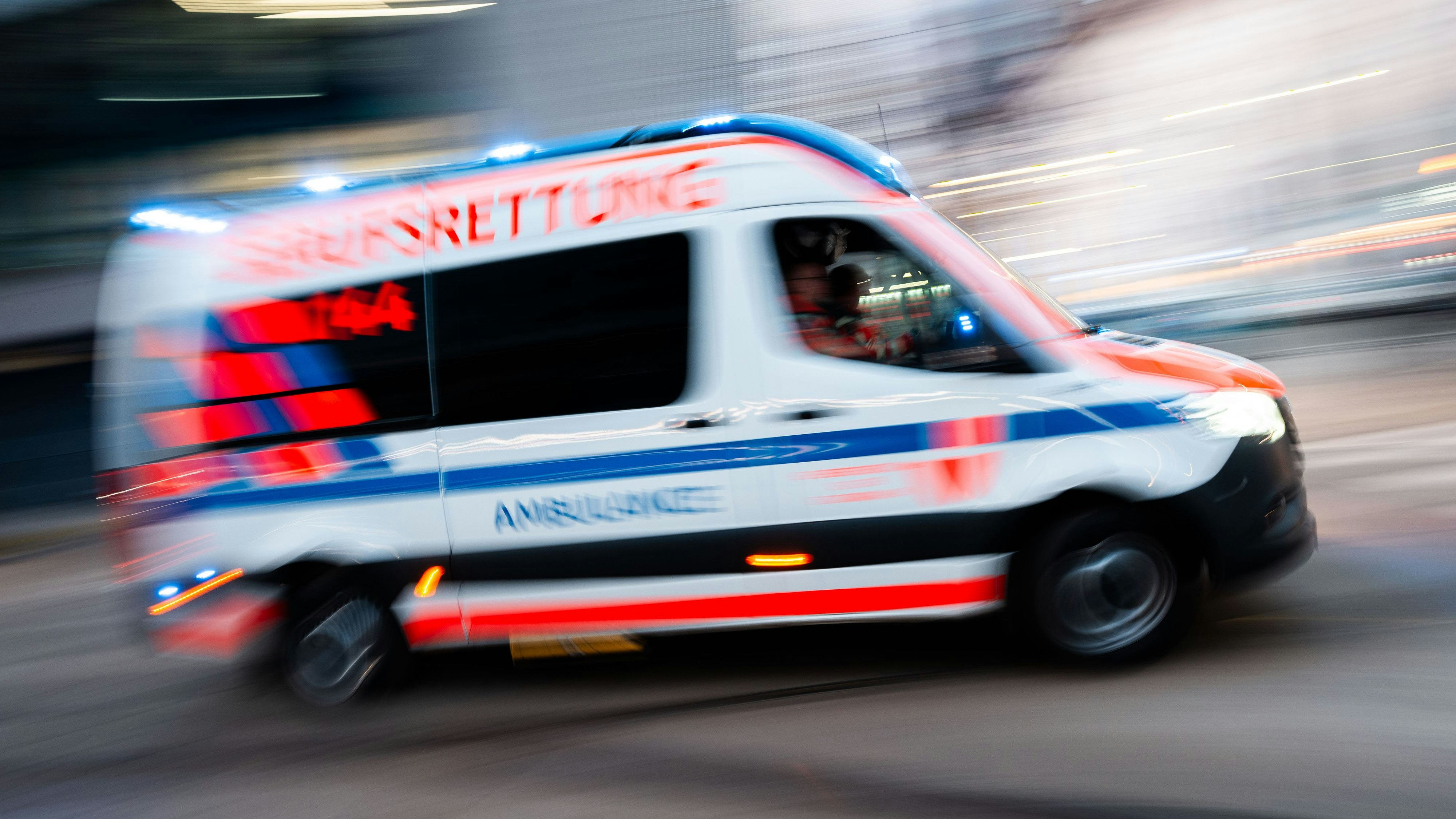 Ein Einsatzfahrzeug der Berufsrettung Wien.