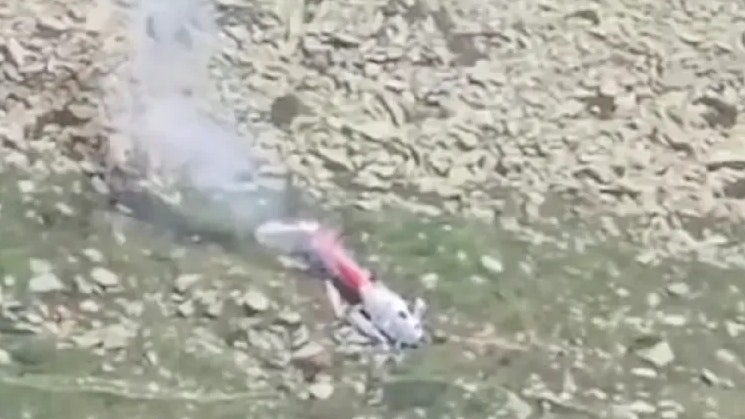 Heute.at - Helikopter-Absturz auf Schweizer Gletscher – 1 Toter