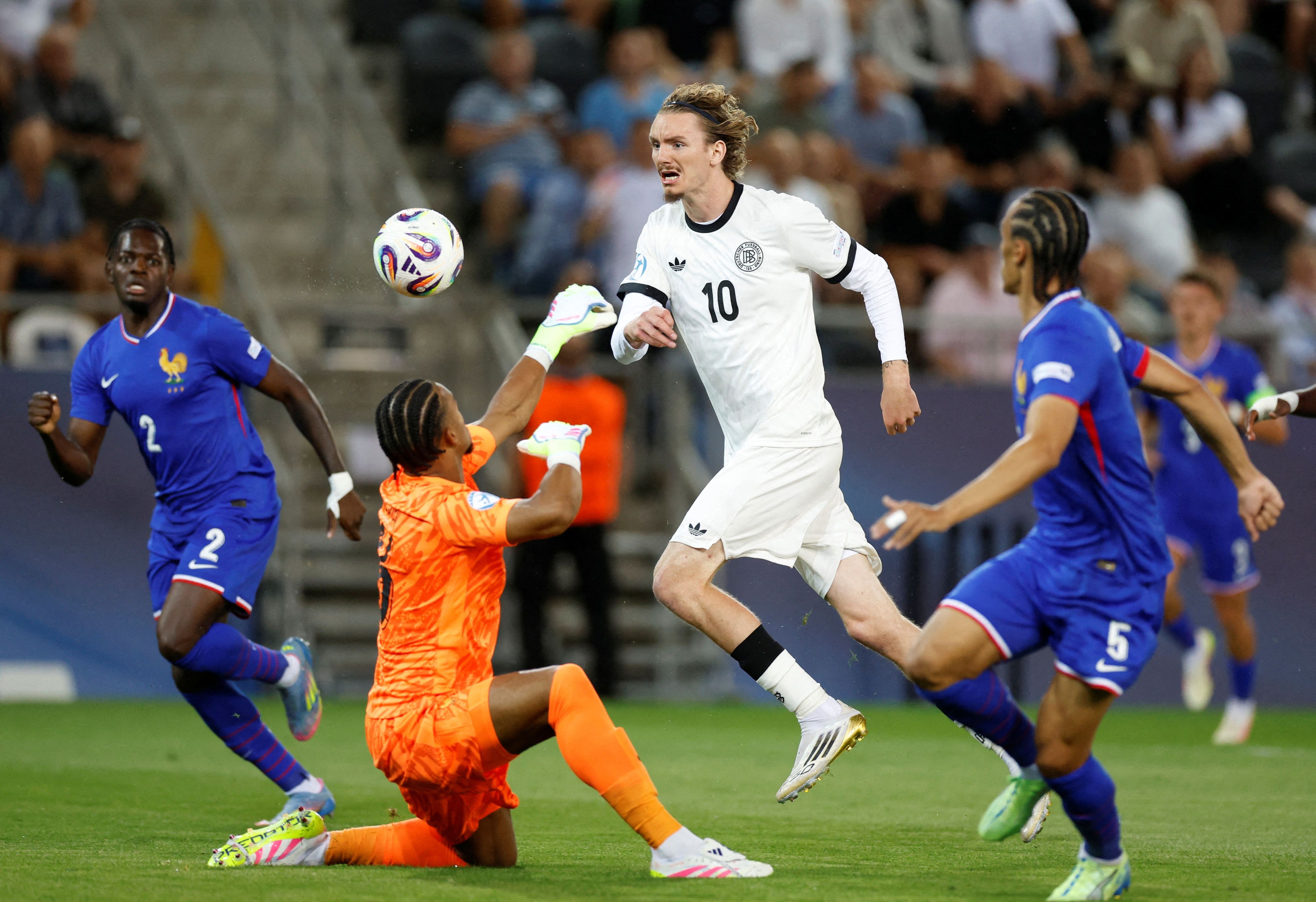 Nick Woltemade sorgt bei der U21-EM für Aufsehen.