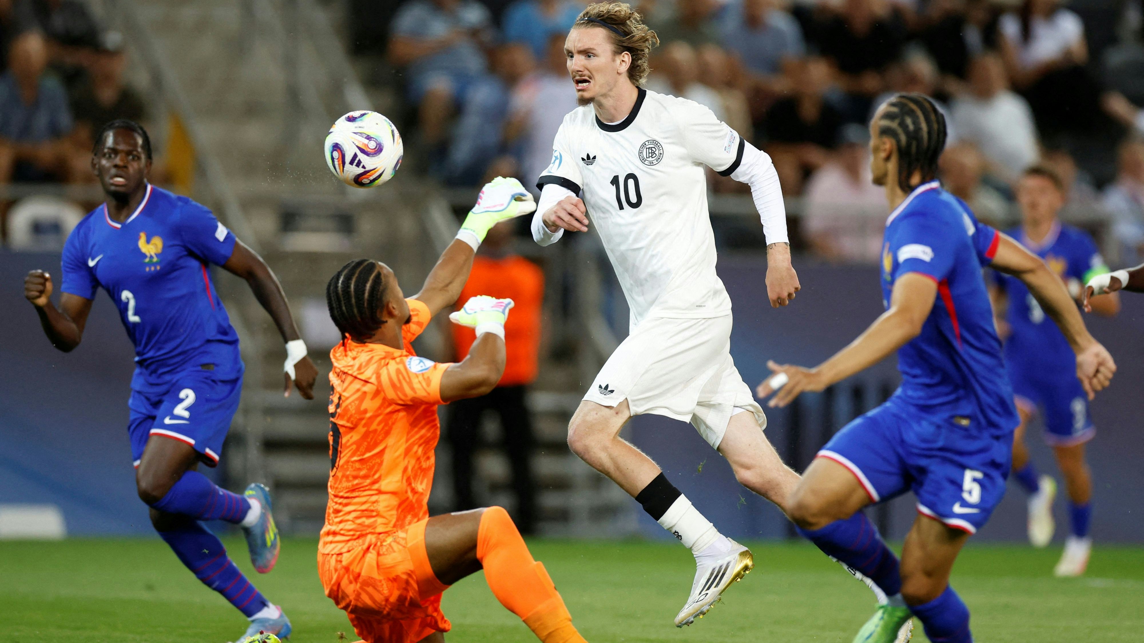 Nick Woltemade sorgt bei der U21-EM für Aufsehen.