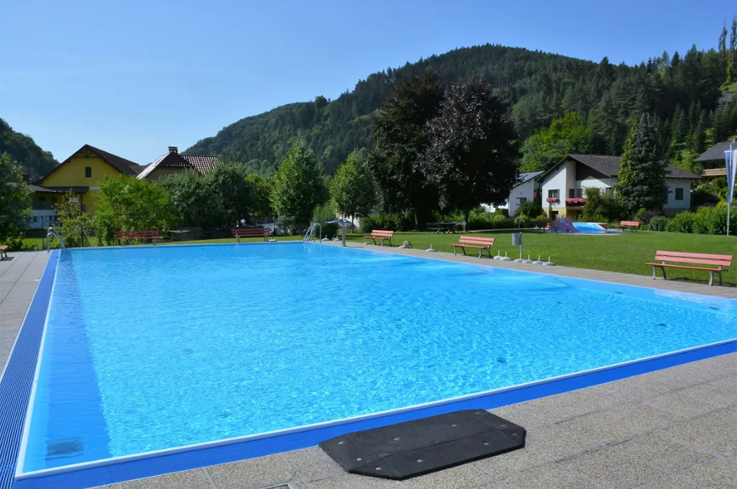 Das Freibad in Weiten