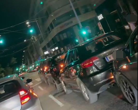 Spritztour am Wiener Gürtel endet mit Massen-Crash.