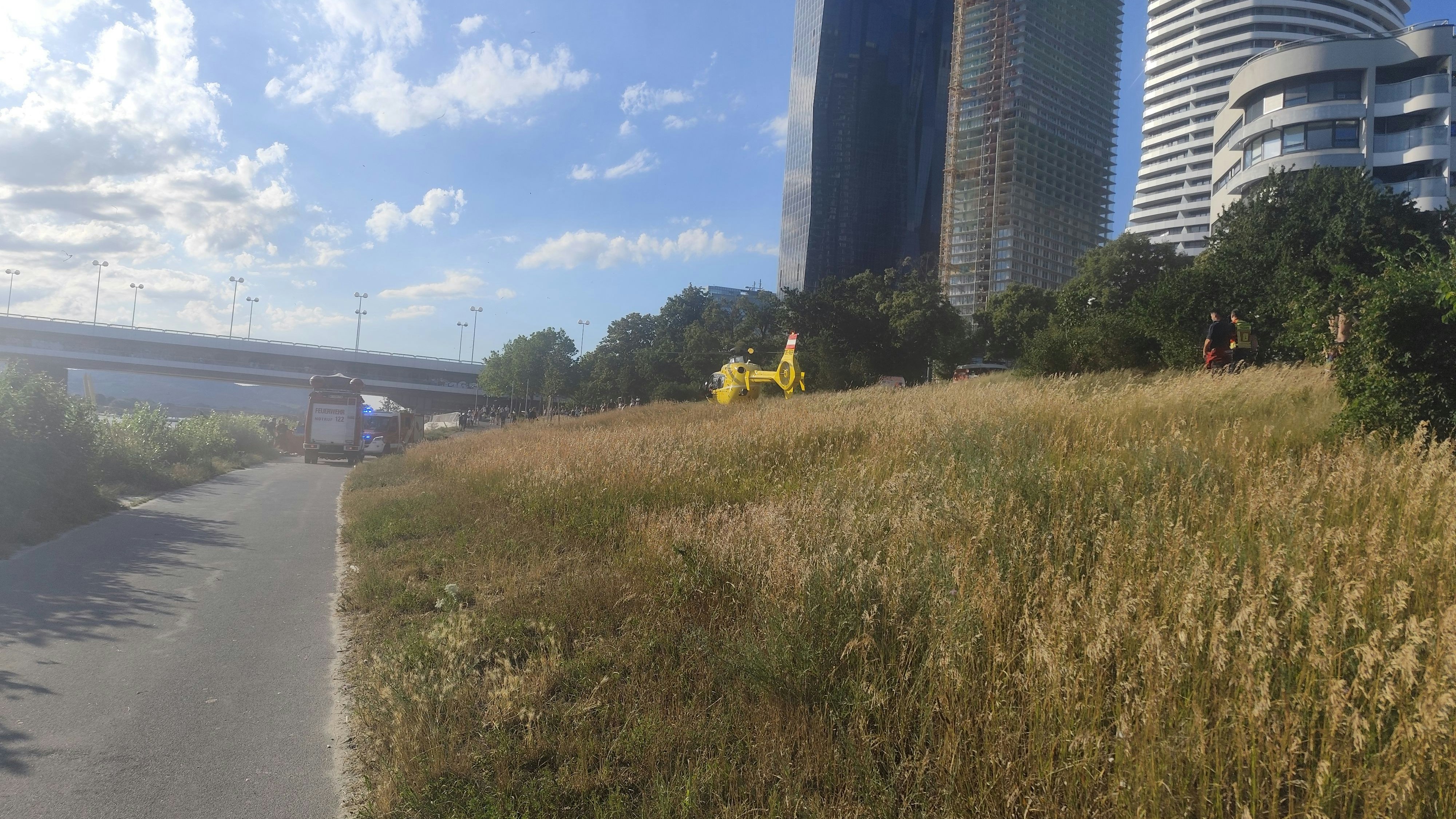 Heute.at - Badeunfälle in der Donau – zwei Personen reanimiert
