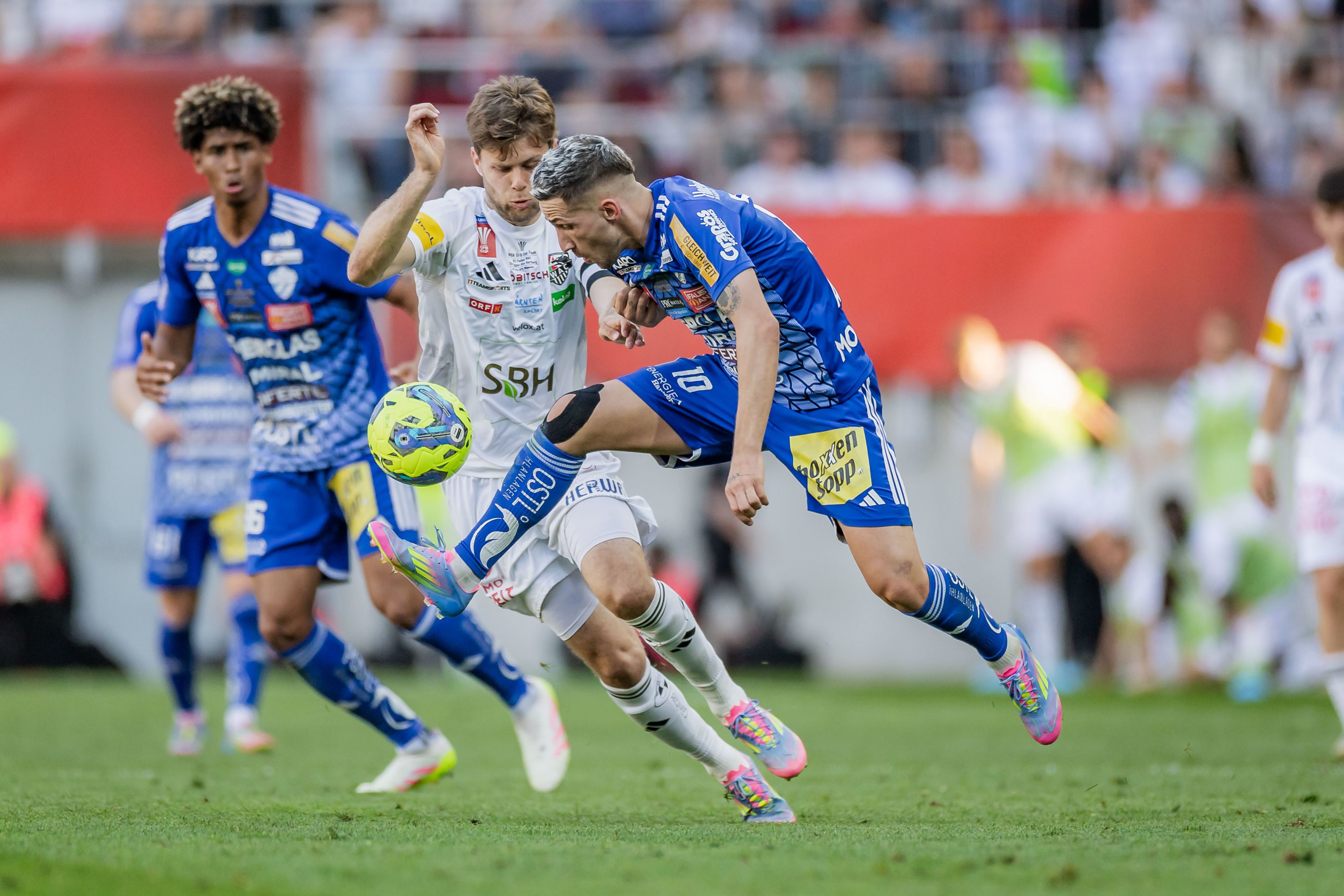 Donis Avdijaj im Cupfinale gegen seinen künftigen Klub Wolfsberg.