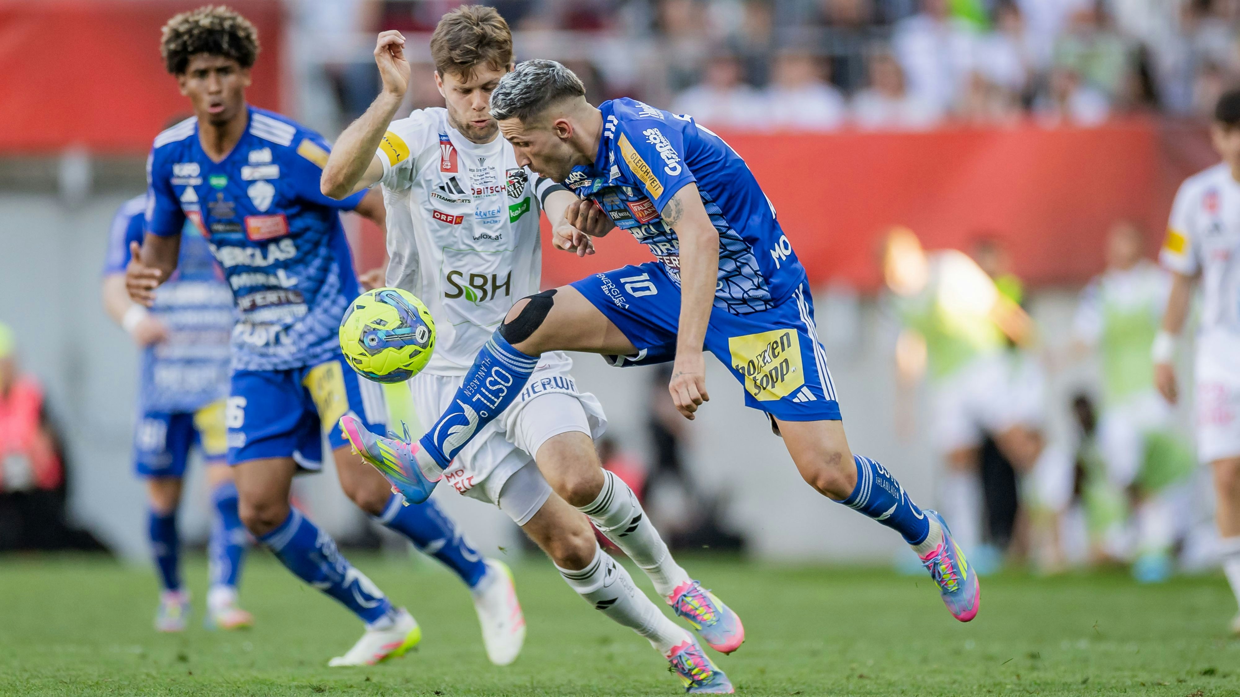Donis Avdijaj im Cupfinale gegen seinen künftigen Klub Wolfsberg.