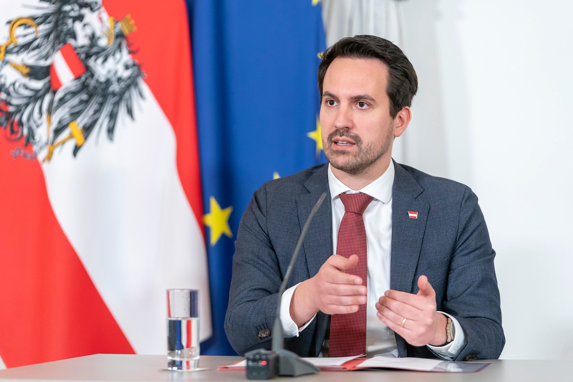 Heute.at - Für 63.000 Euro – Minister startet neue Image-Kampagne