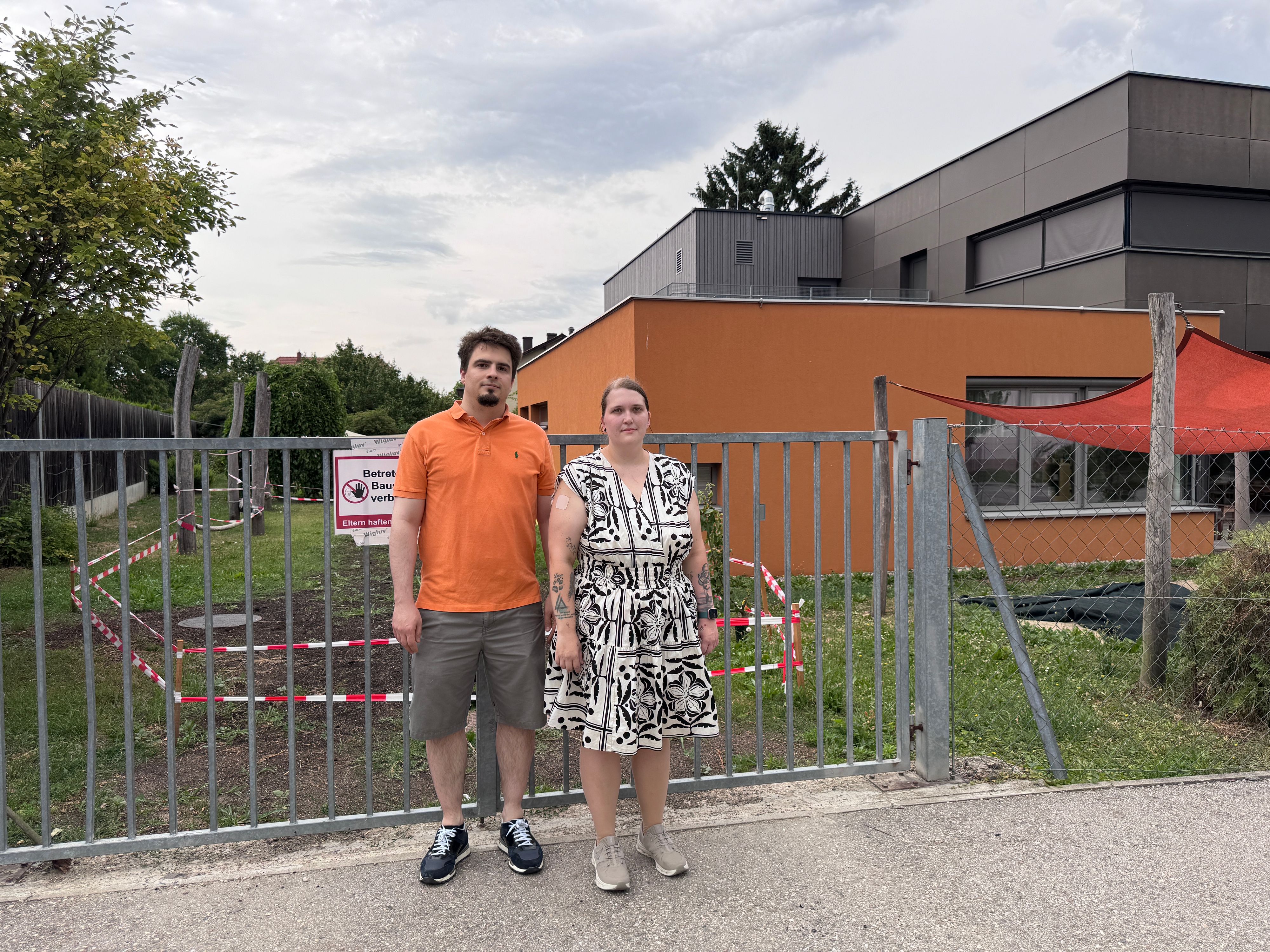 Neos-Gemeinderat Markus Krainz und seine Kollegin Tanja Reiter kritisieren das 