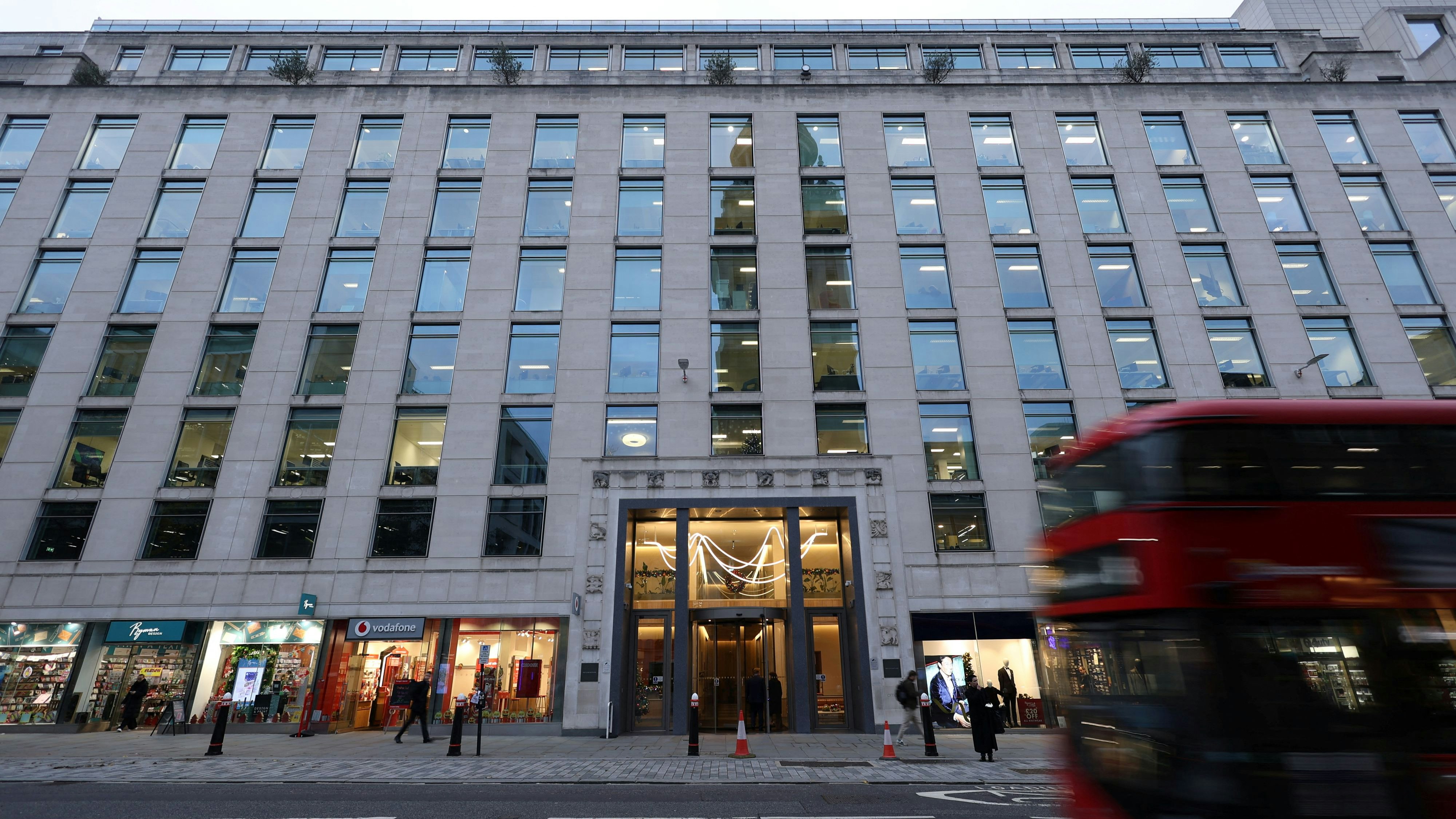 Ein Blick auf das Gebäude, das als eingetragene Adresse von Fenix International, der britischen Muttergesellschaft von OnlyFans, in London dient