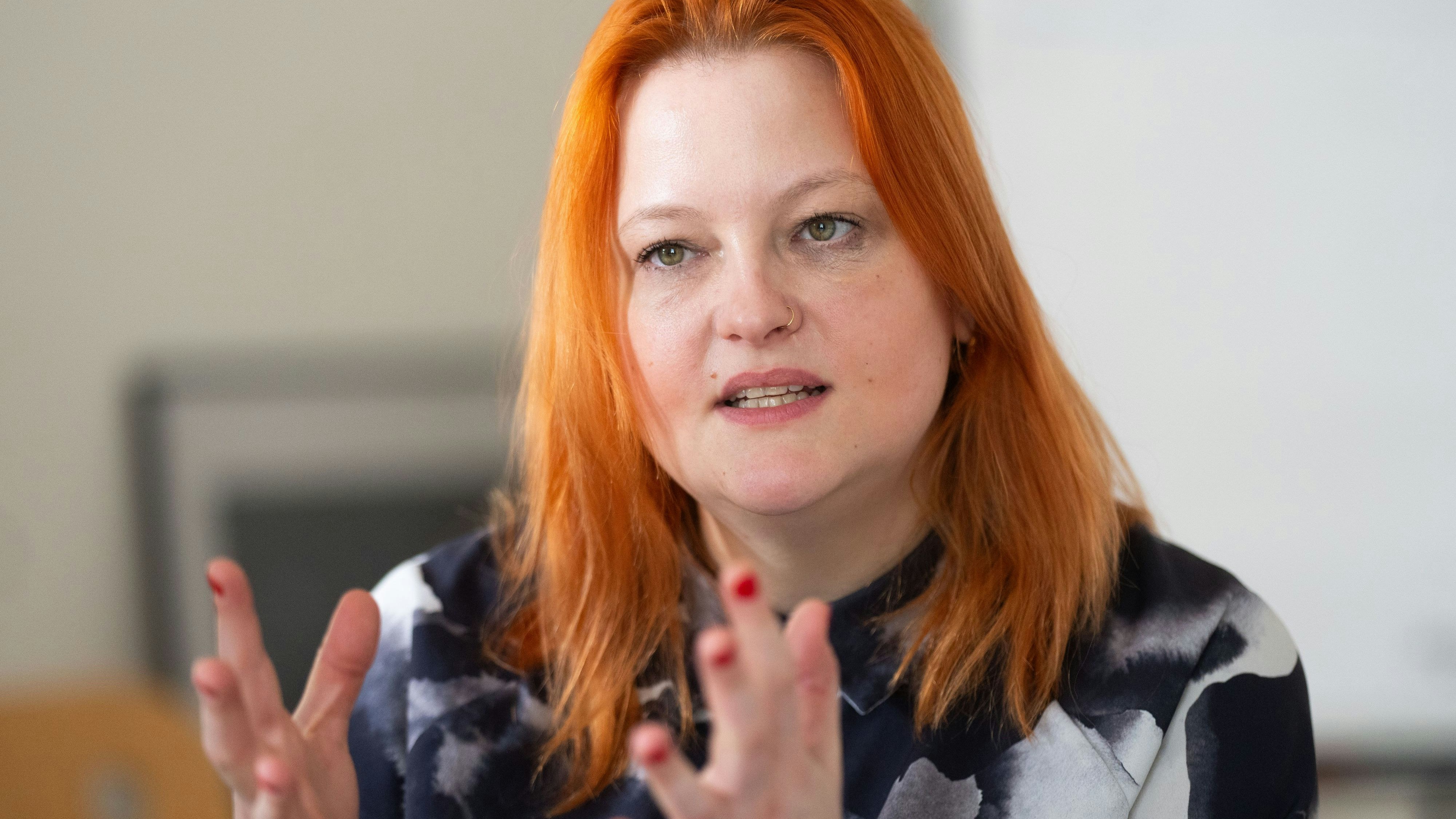 Die Feministin seziert in "Entromantisiert euch!" die klassische Paarbeziehung