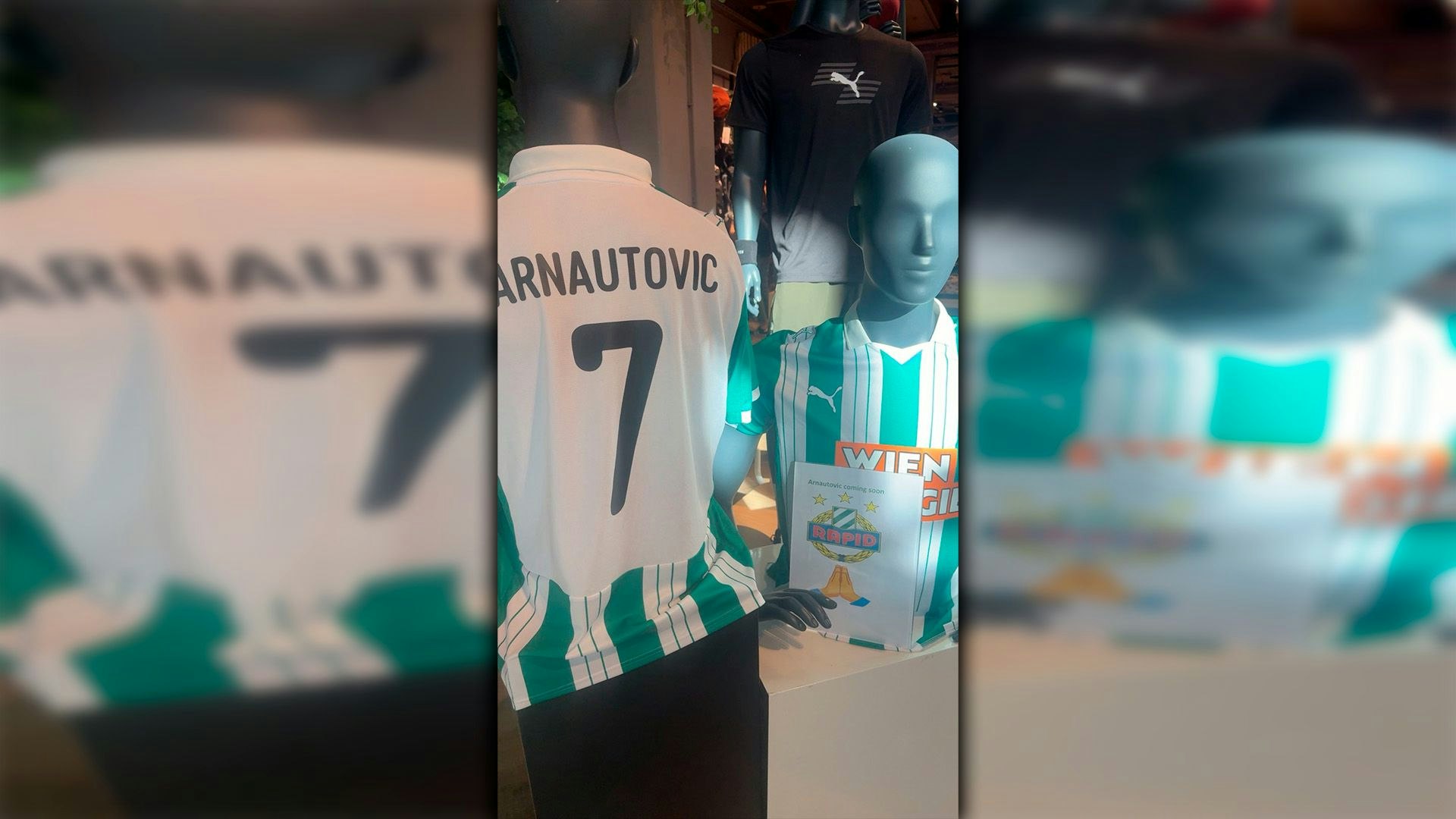 Heute.at - Erste Rapid-Trikots bereits mit Arnautovic-Aufdruck