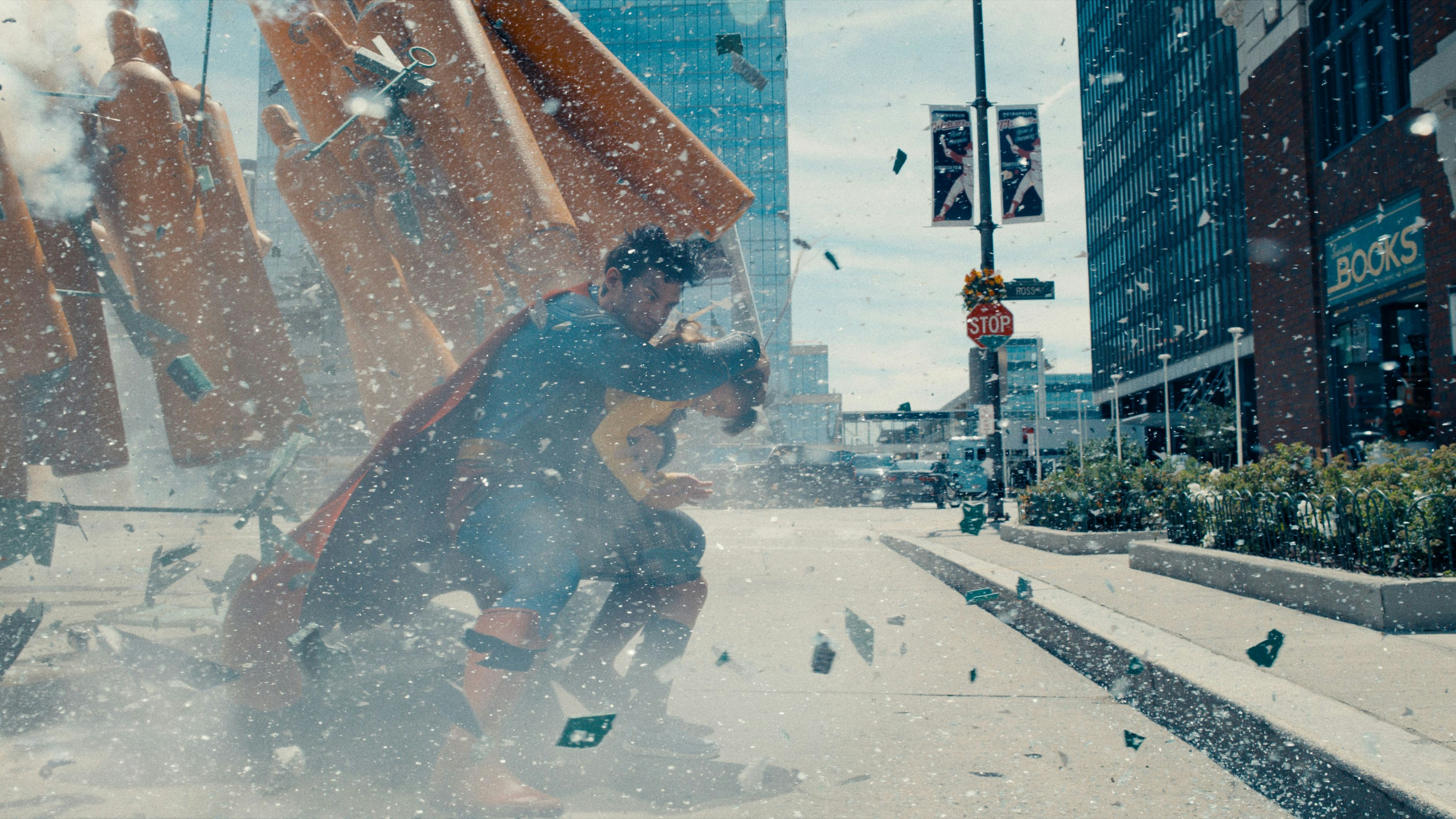 Heute.at - Cineplexx & Heute verlosen 30 Tickets für  Superman