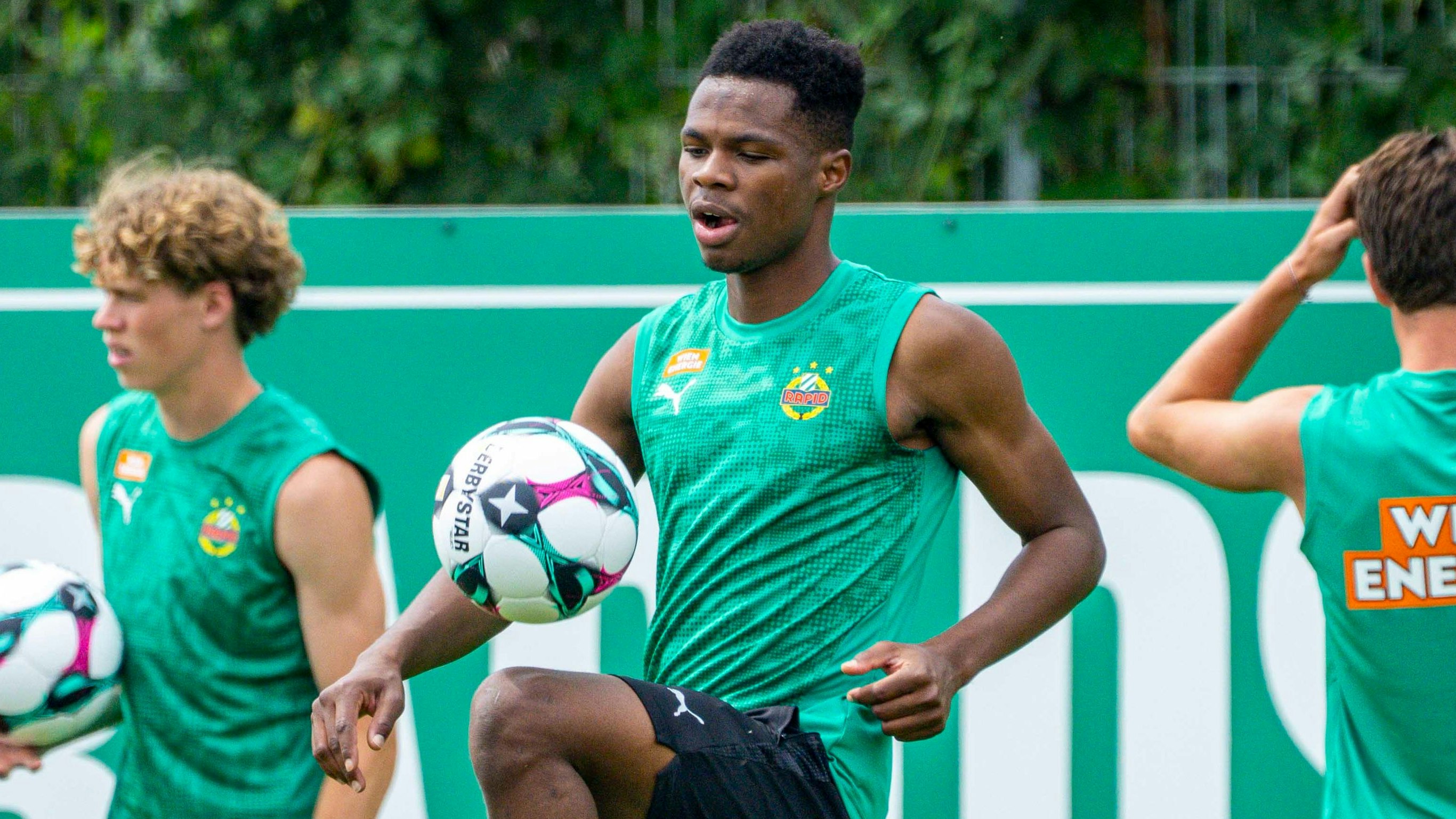 Heute.at - Rapid-Ass Sangare ist drittbester Balleroberer Europas