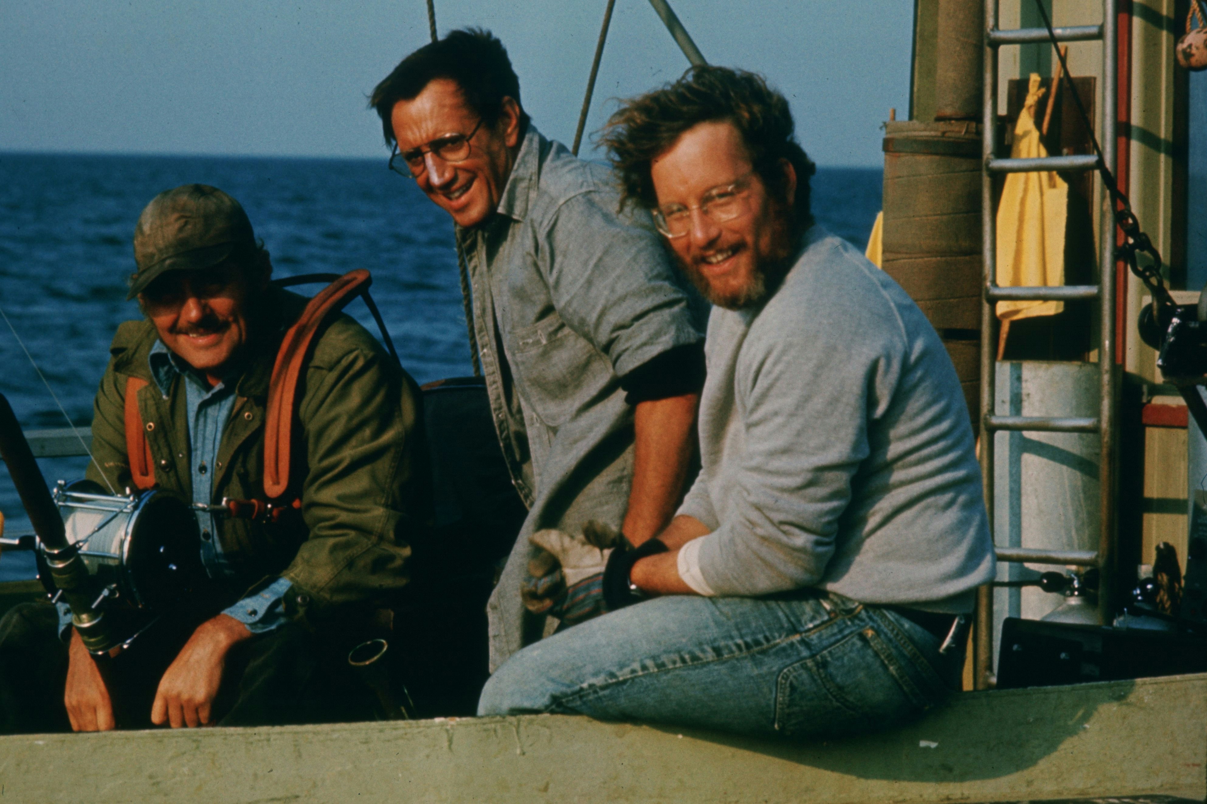 Da lachen sie noch: Quint (Robert Shaw), Chief Brody (Roy Scheider) und Matt Hooper (Richard Dreyfuss) im Klassiker "Der weiße Hai"