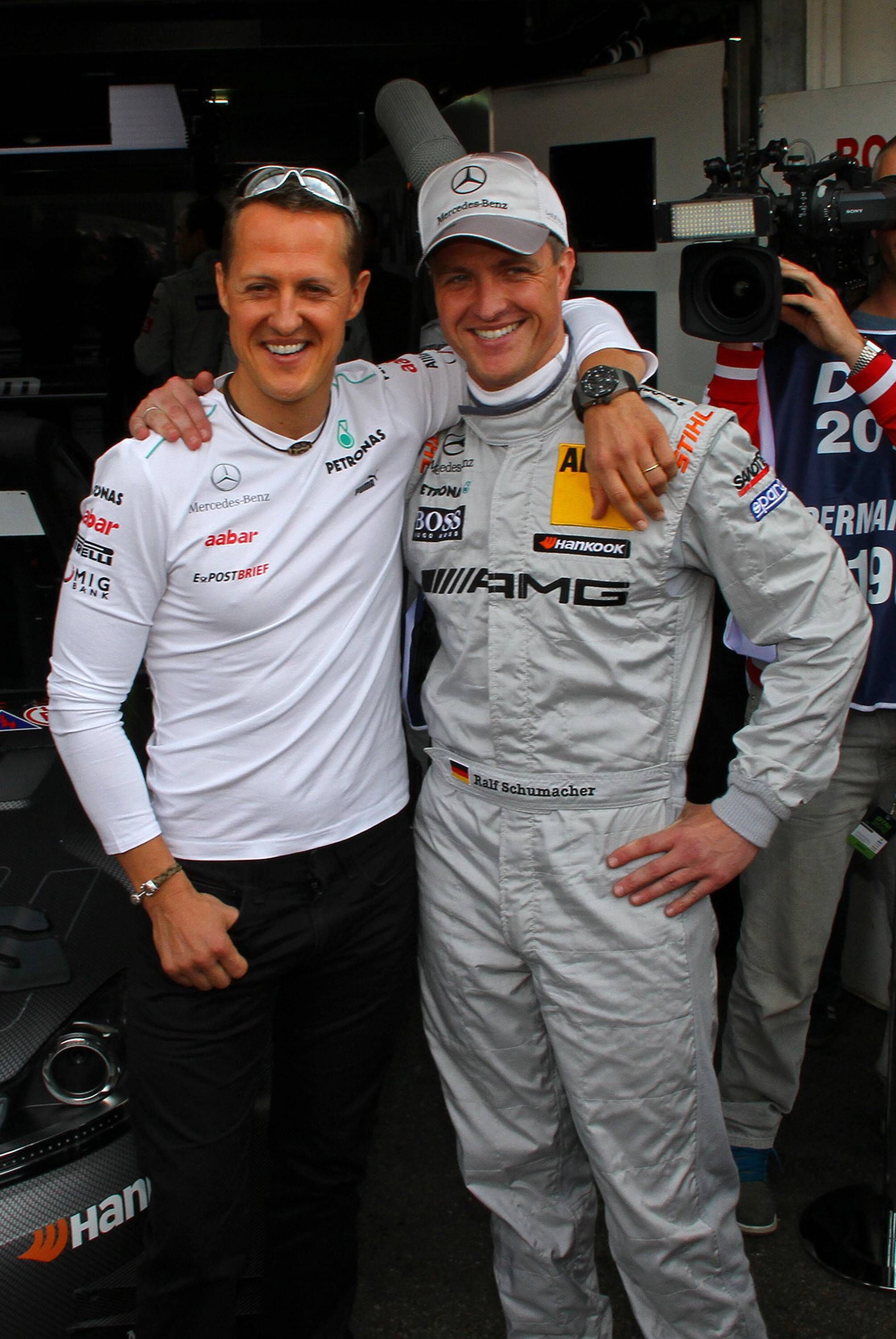 Michael und Ralf Schumacher sind beide als Rennfahrer tätig gewesen.