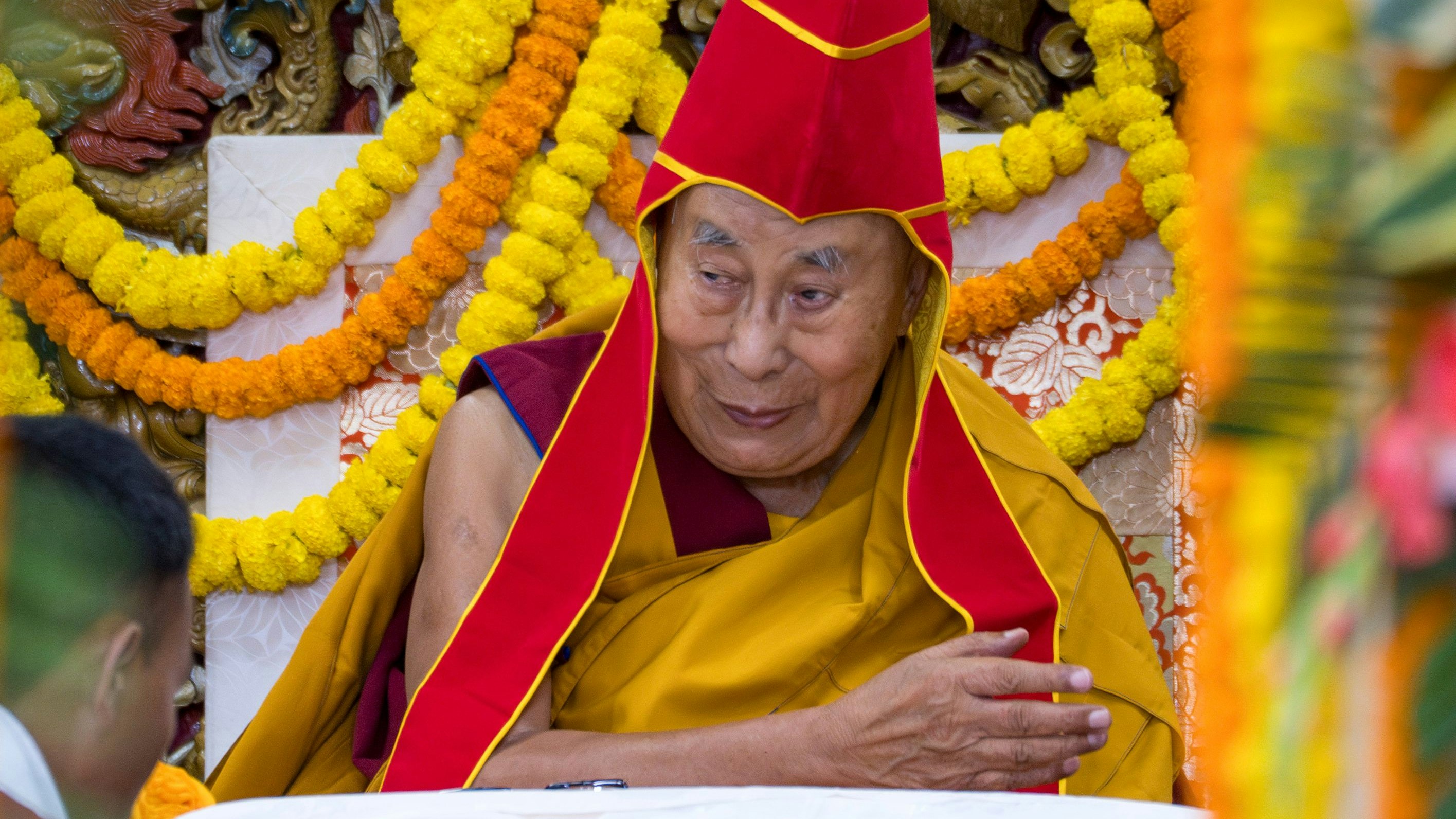 Heute.at - Dalai Lama will Nachfolge nach alter Tradition sichern