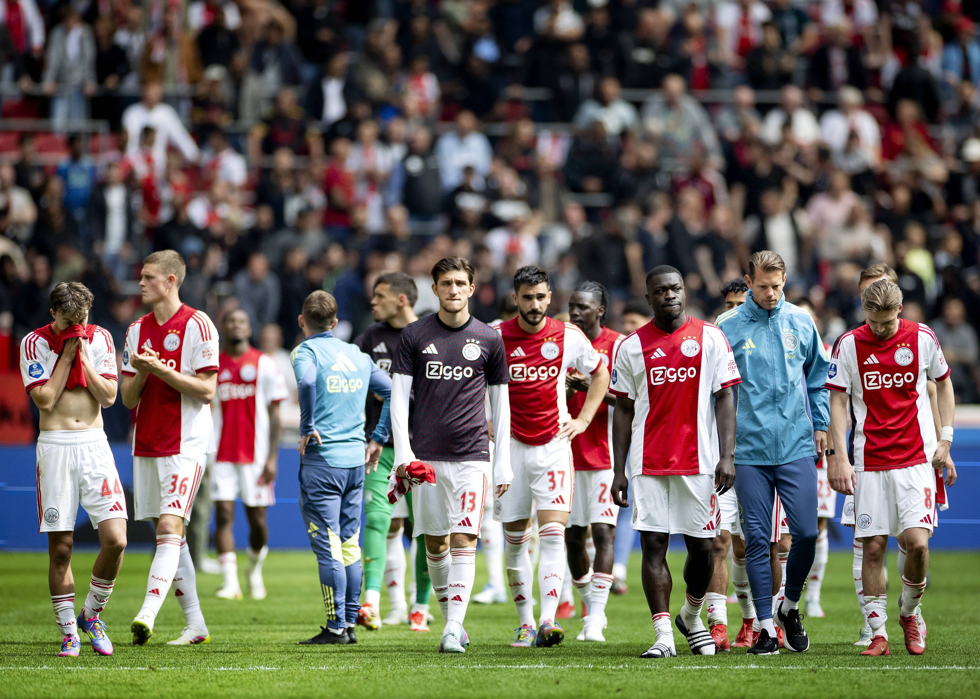 Ajax Amsterdam greift hart durch. 