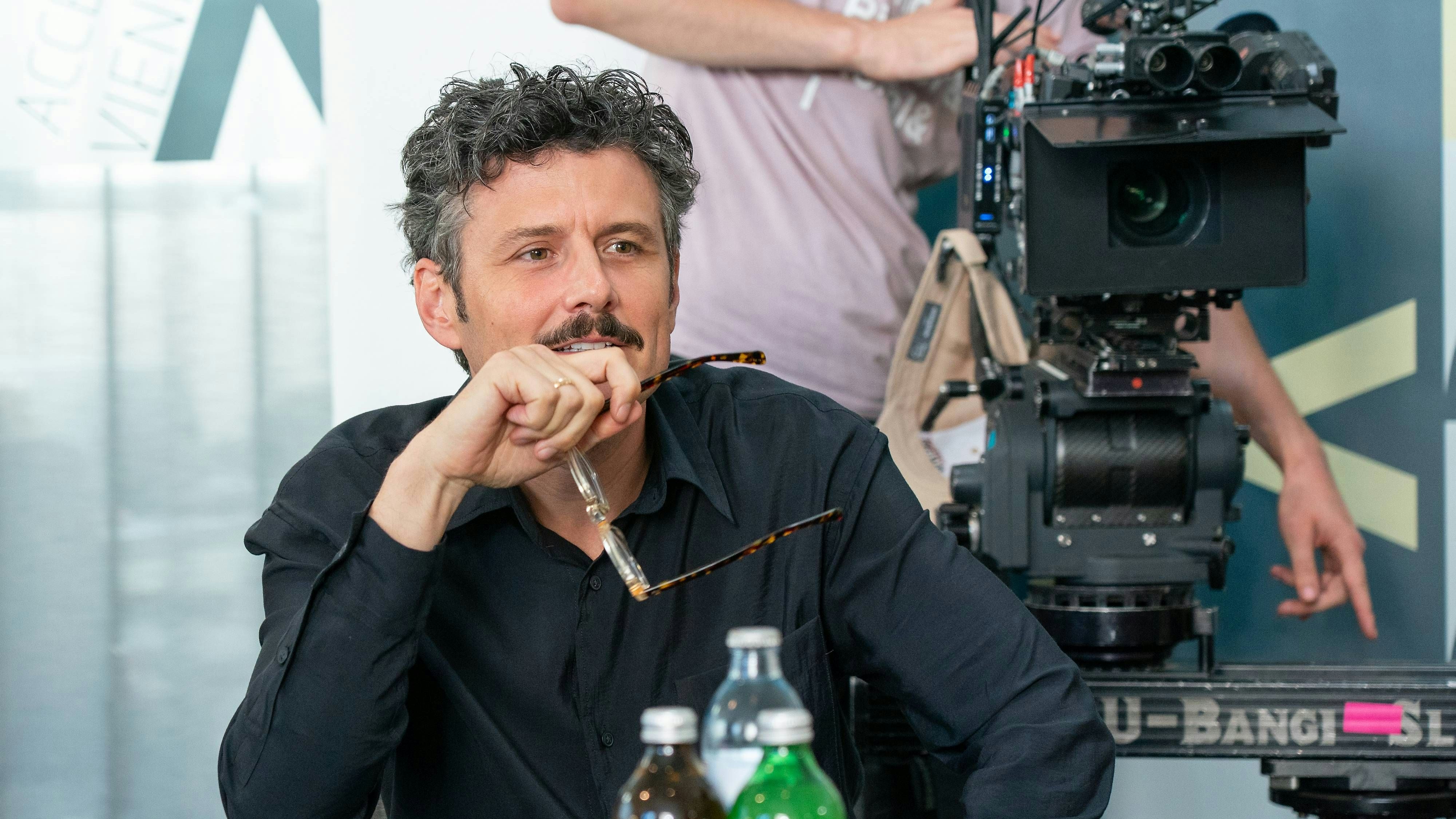 Heute.at - Rubey: Ich darf ein riesengroßes Arschloch spielen