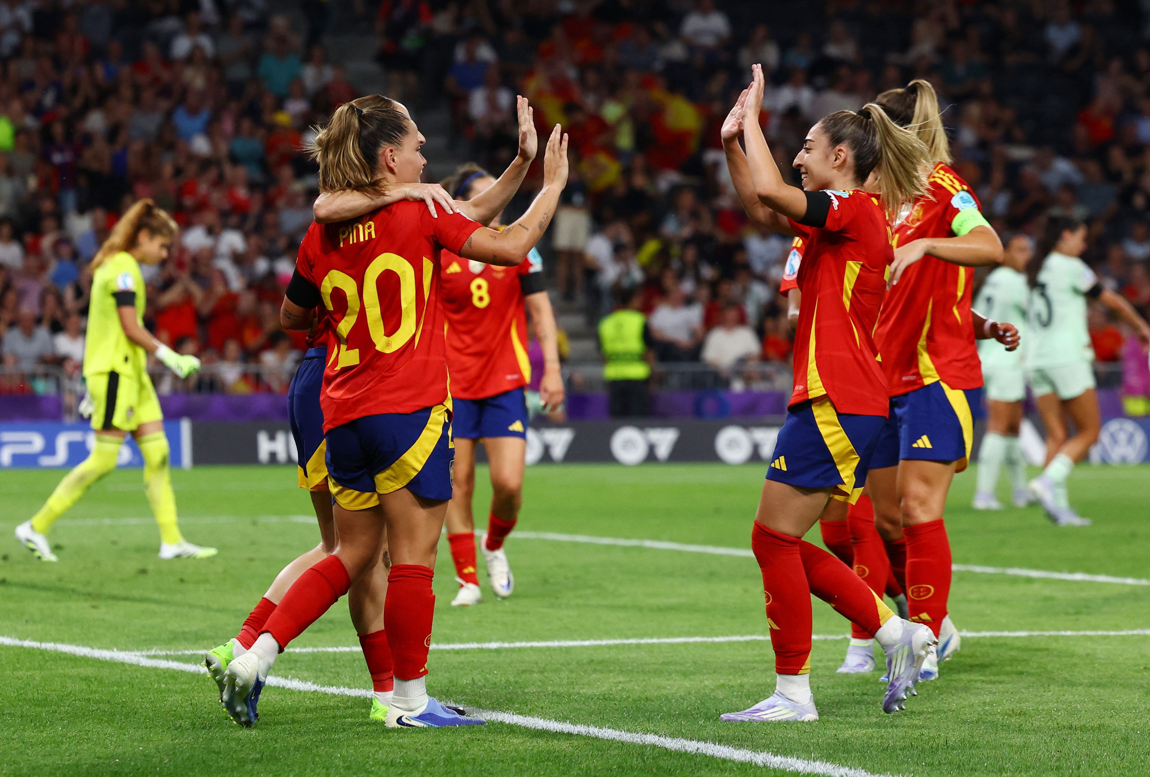 Die Spanierinnen lassen Portugal keine Chance. 