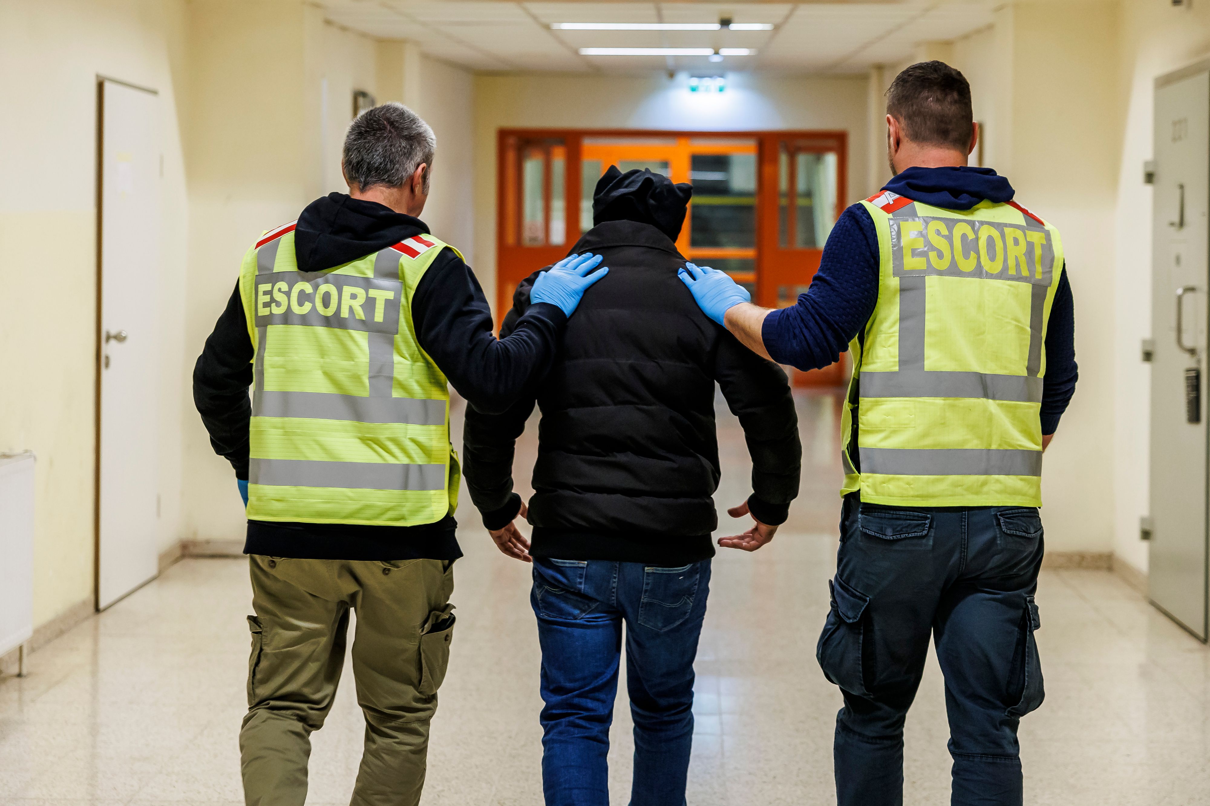 Der Syrer wurde am Donnerstag in seiner Heimat abgeschoben. (Symbolfoto)